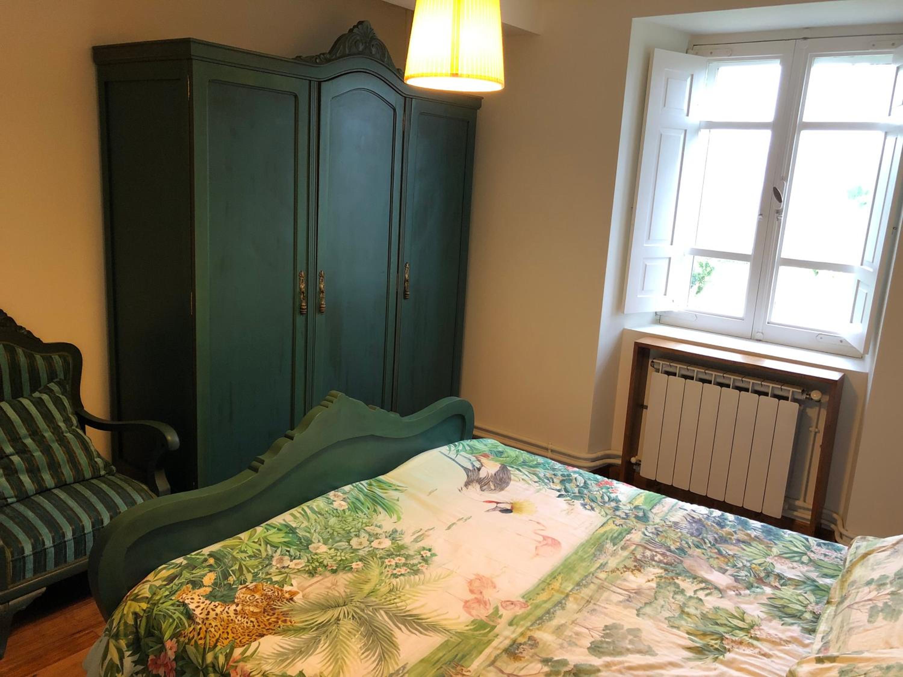 Three-Bedroom House - Photo 35
