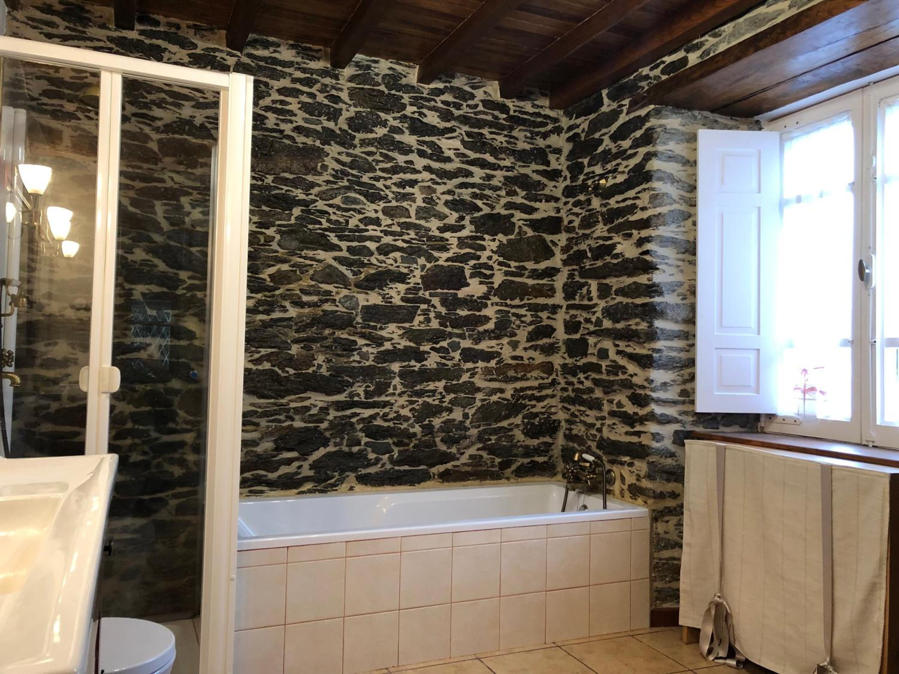 Three-Bedroom House - Photo 13