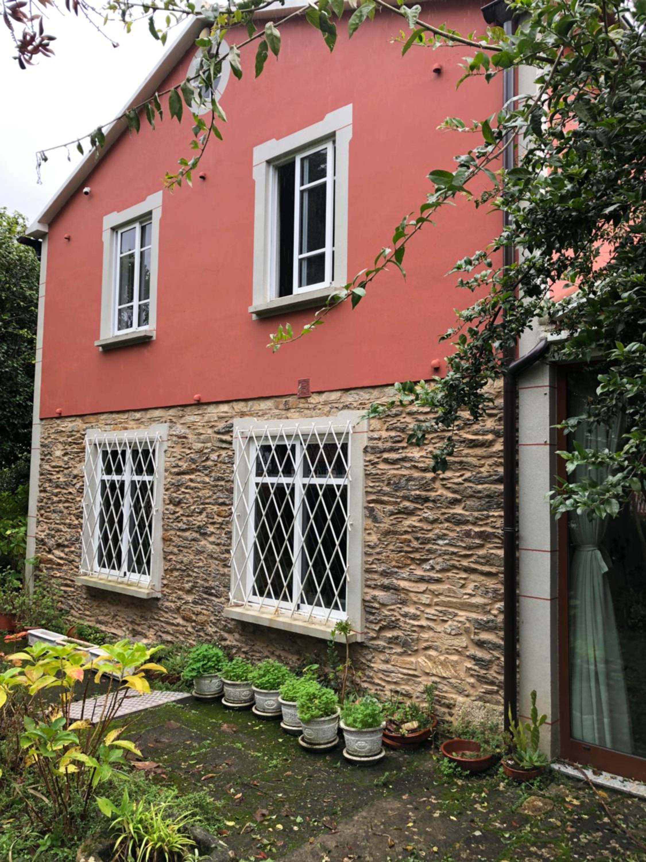 Three-Bedroom House - Photo 47