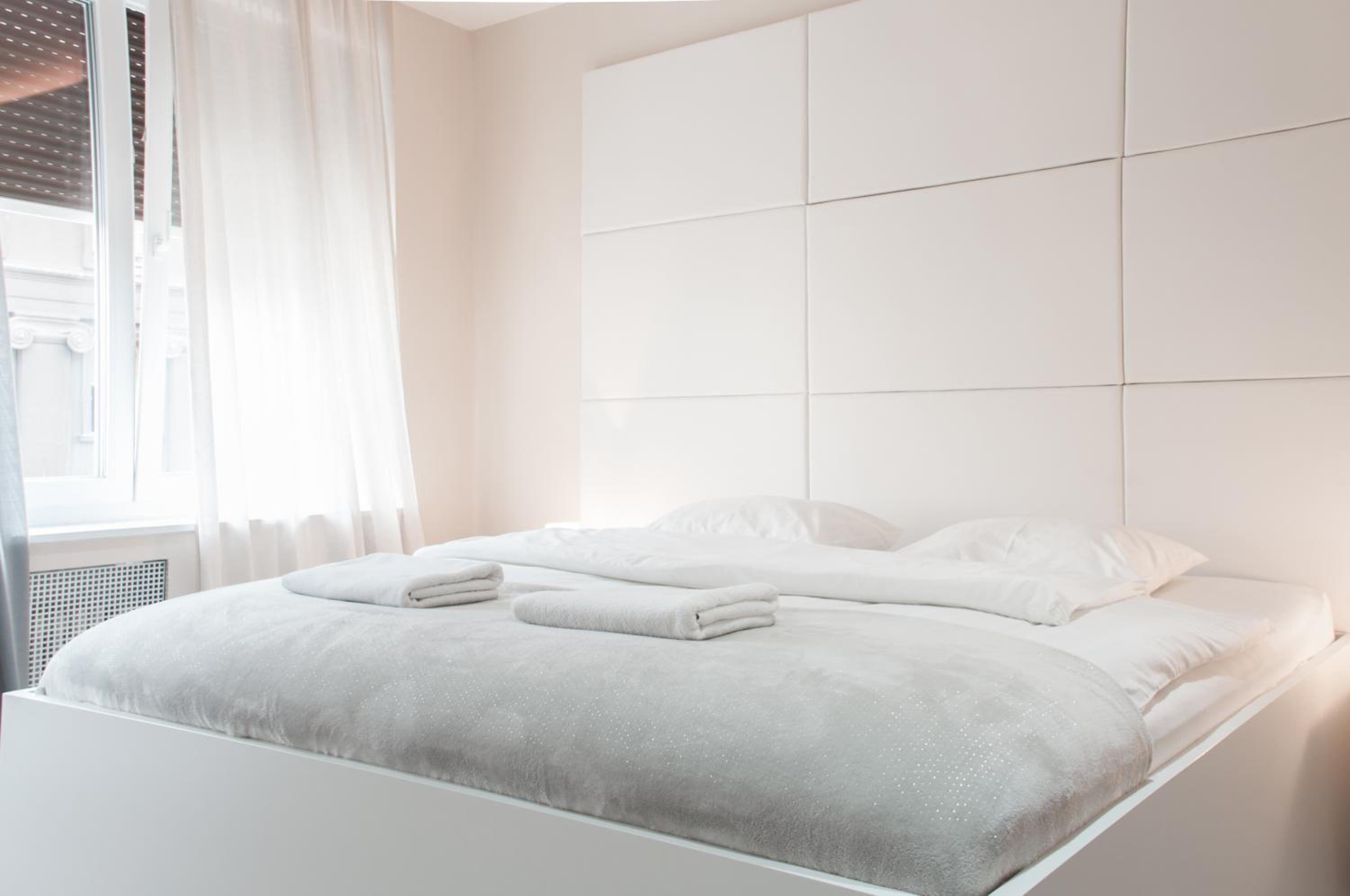 Double Room with Private Bathroom - Photo 1