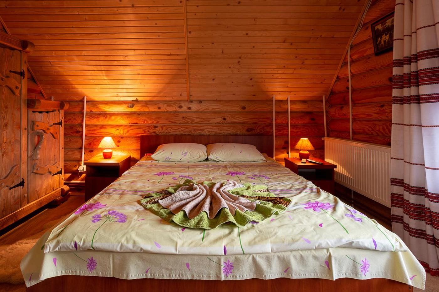 Three-Bedroom House photo 2