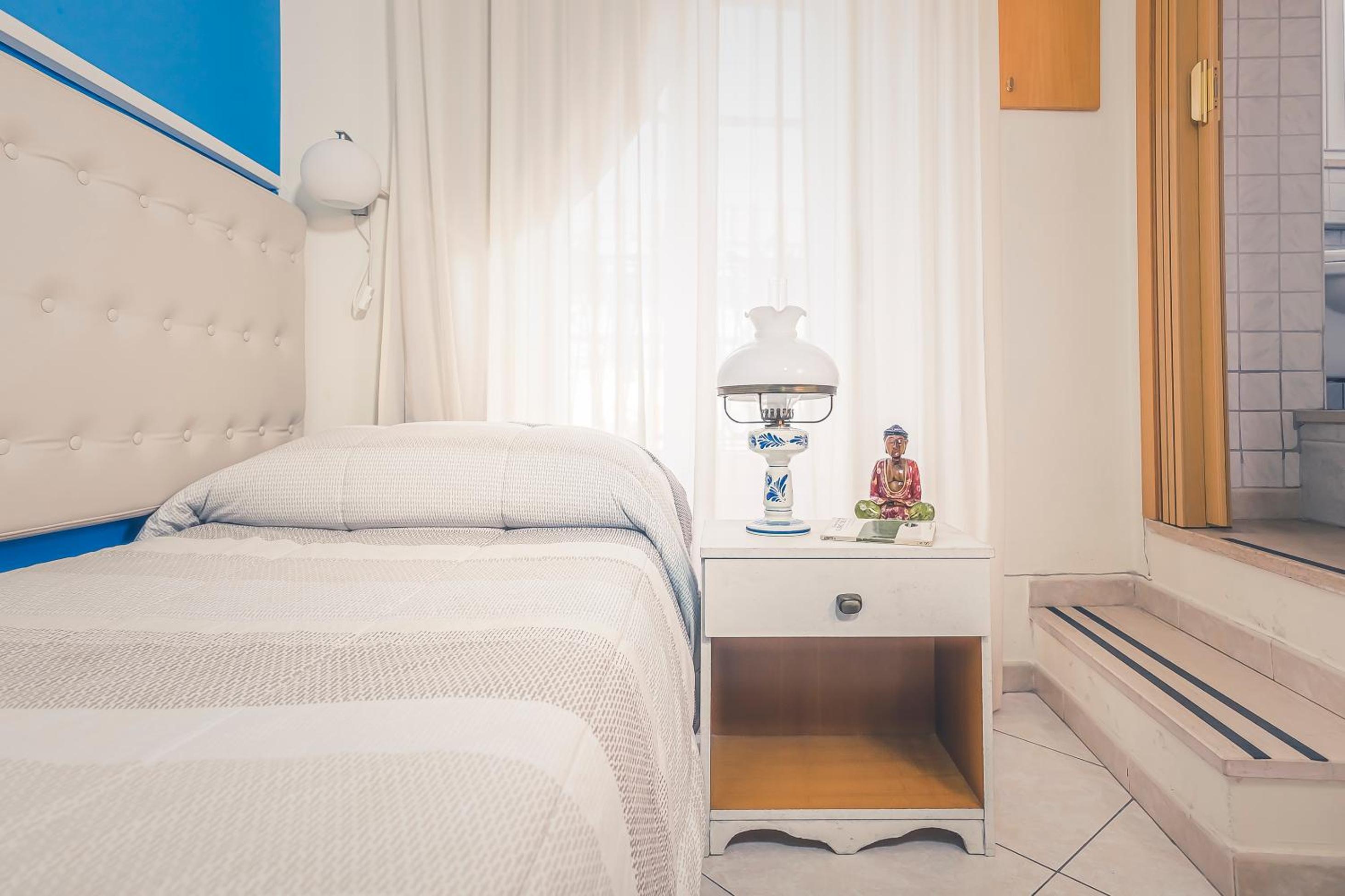 Single Room with Balcony photo 1