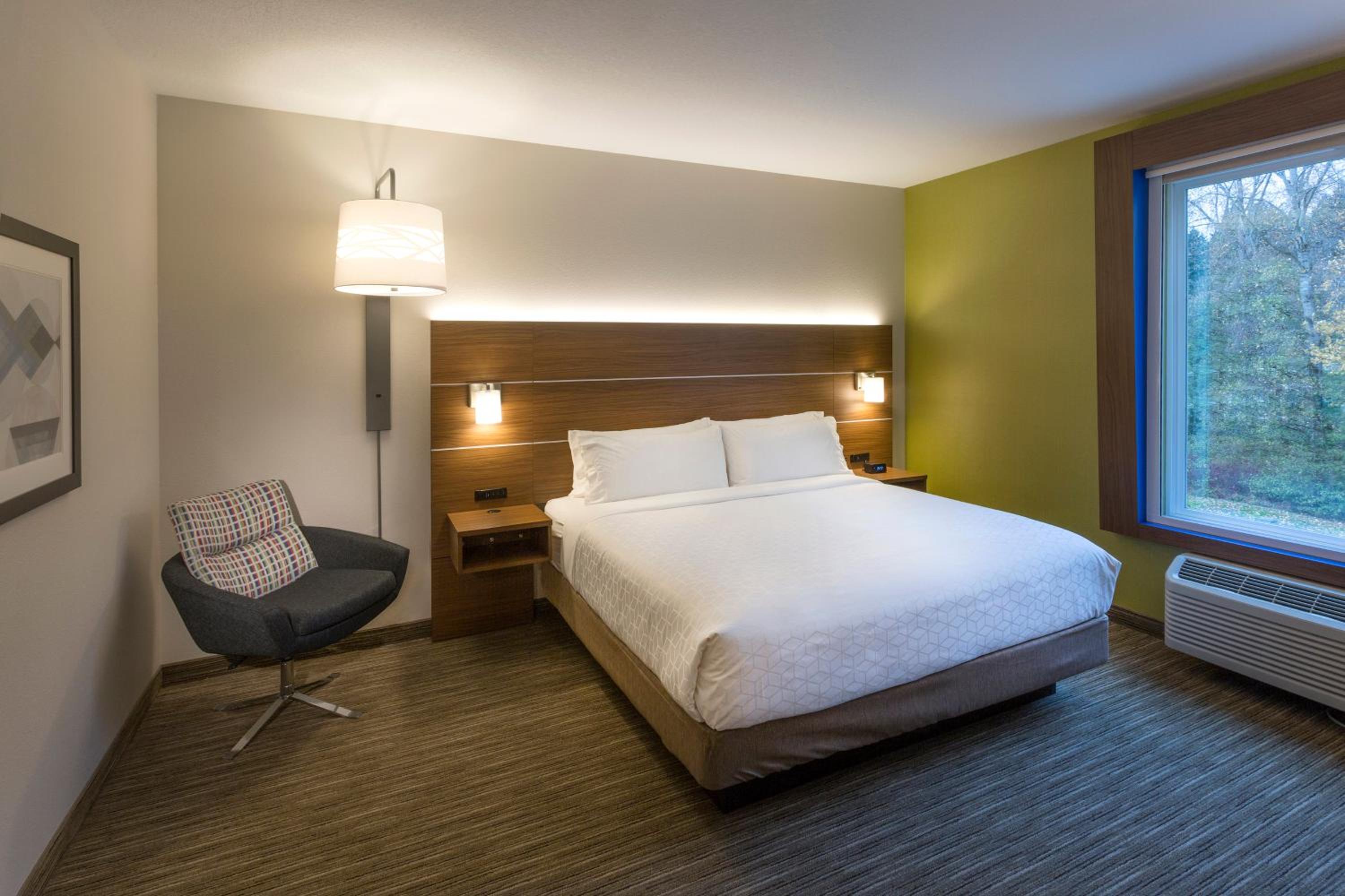 Double Room - Mobility Access Tub/Non-Smoking