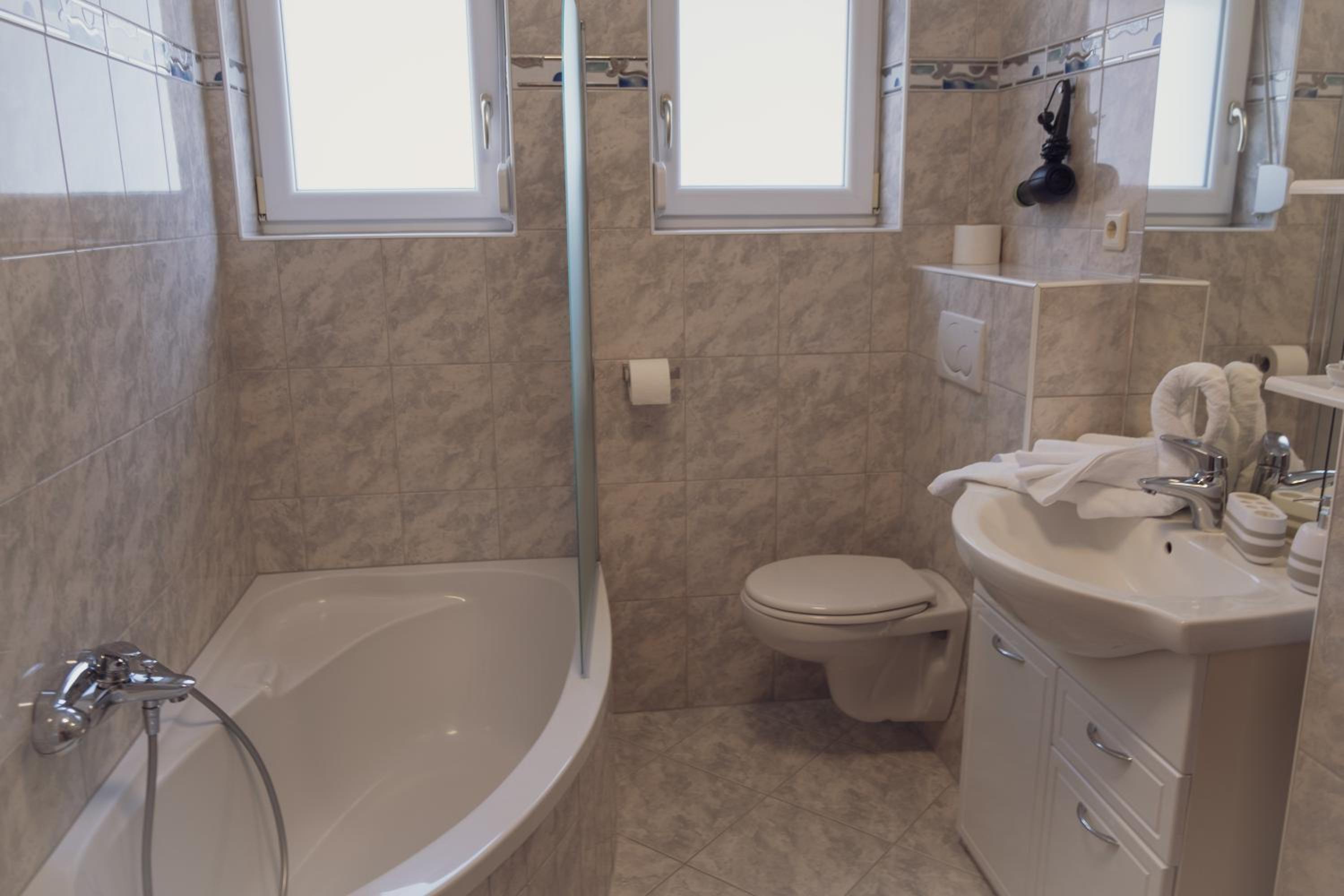 Apartment - Photo 13