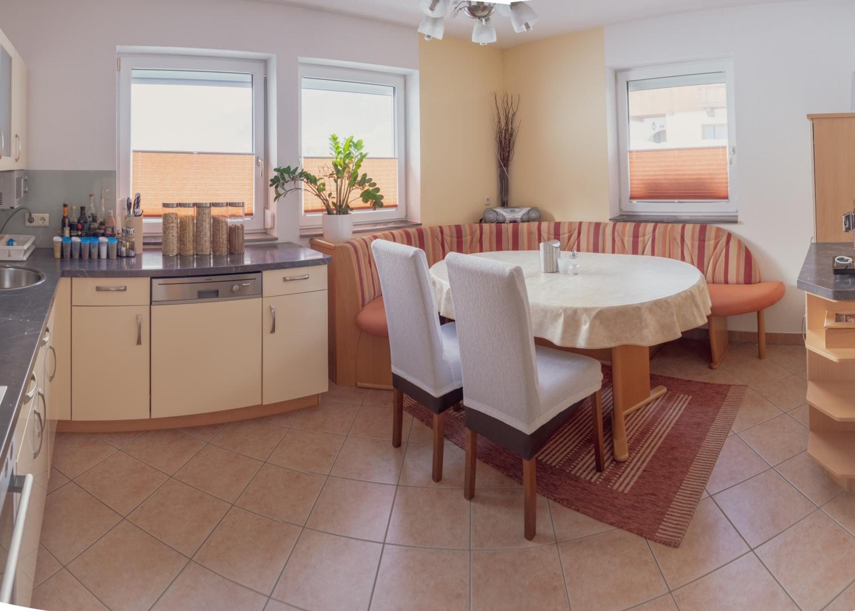 Apartment - Photo 2