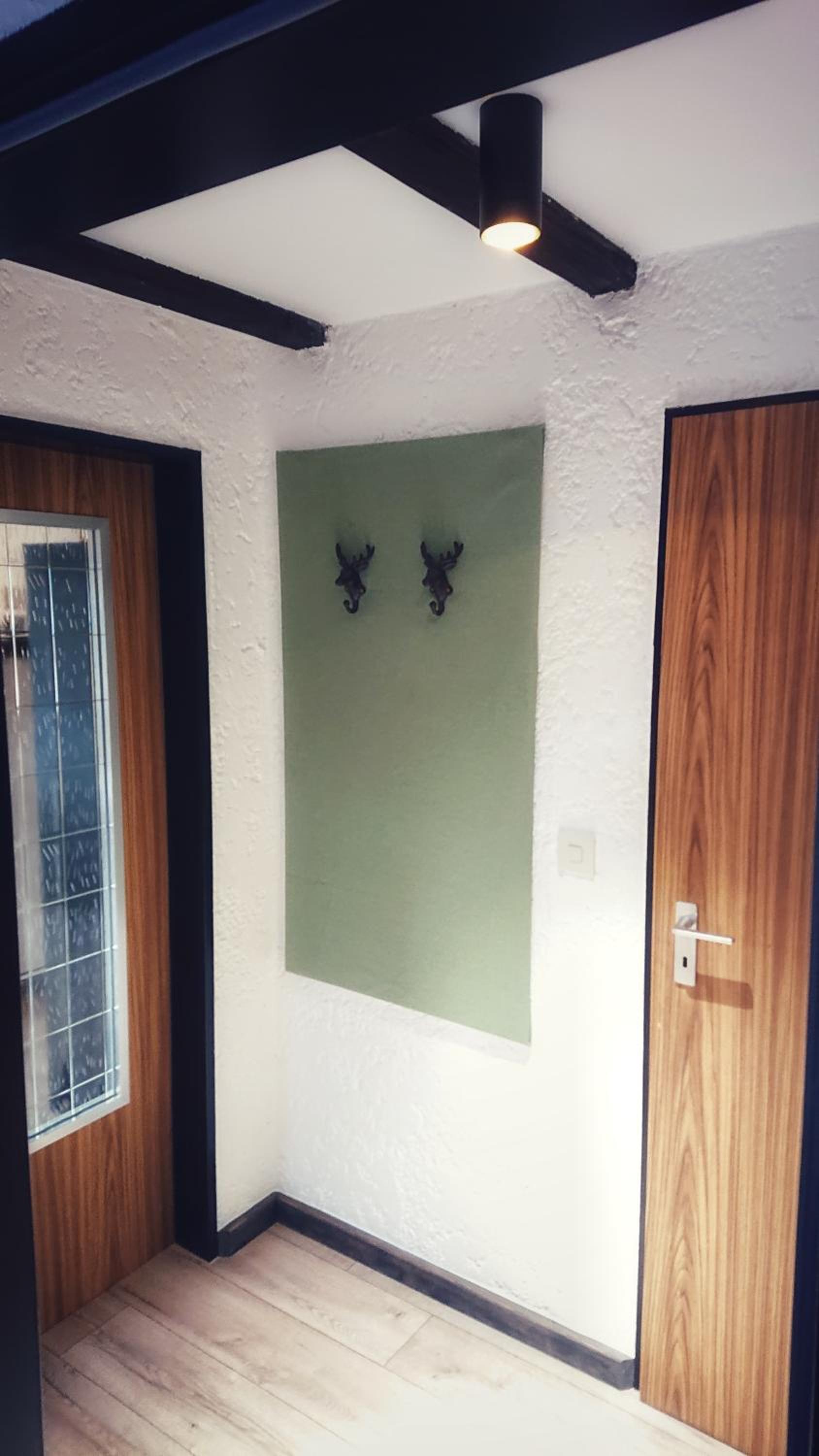 Apartment with Balcony photo 3