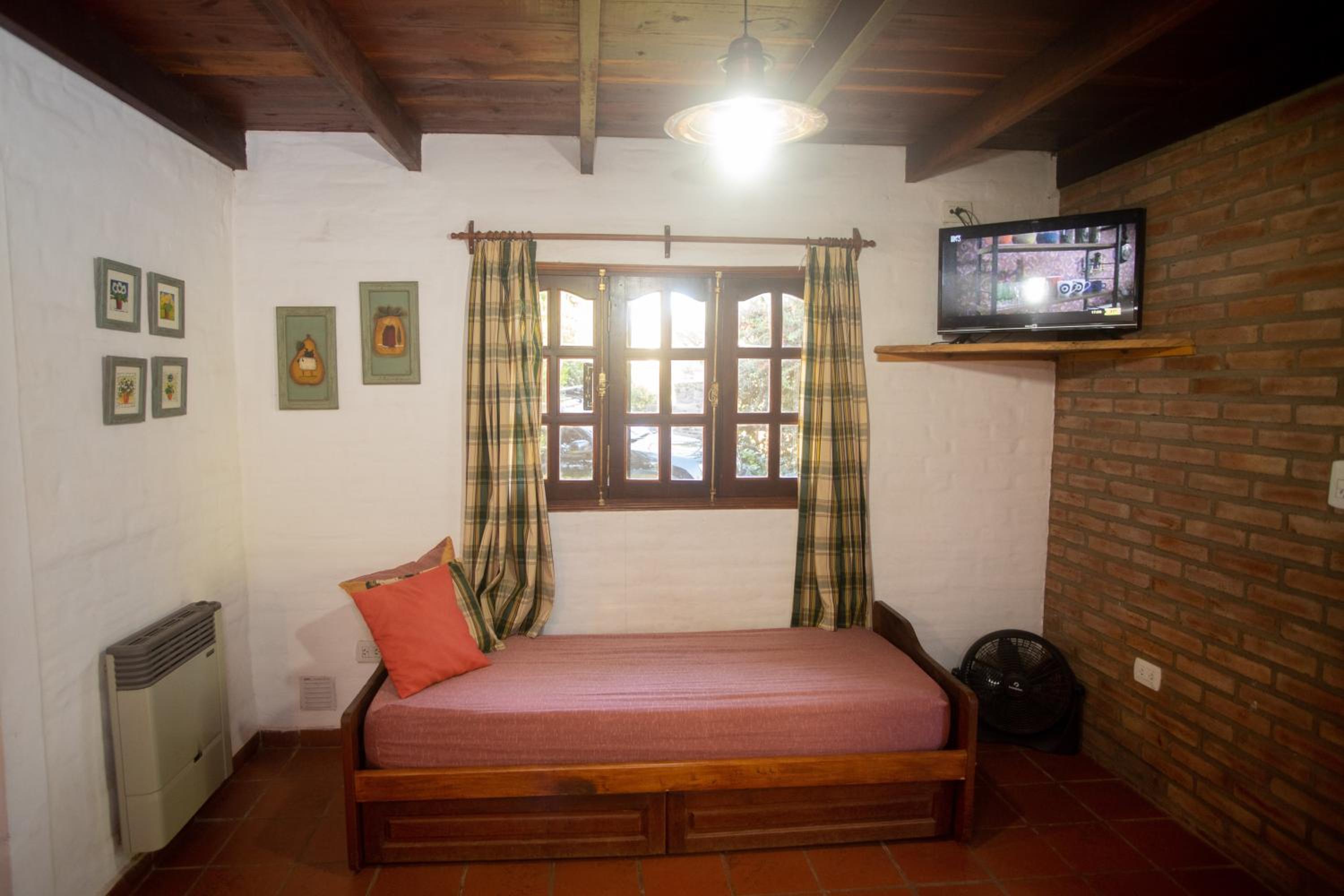 Two-Bedroom Bungalow (6 Adults) photo 1