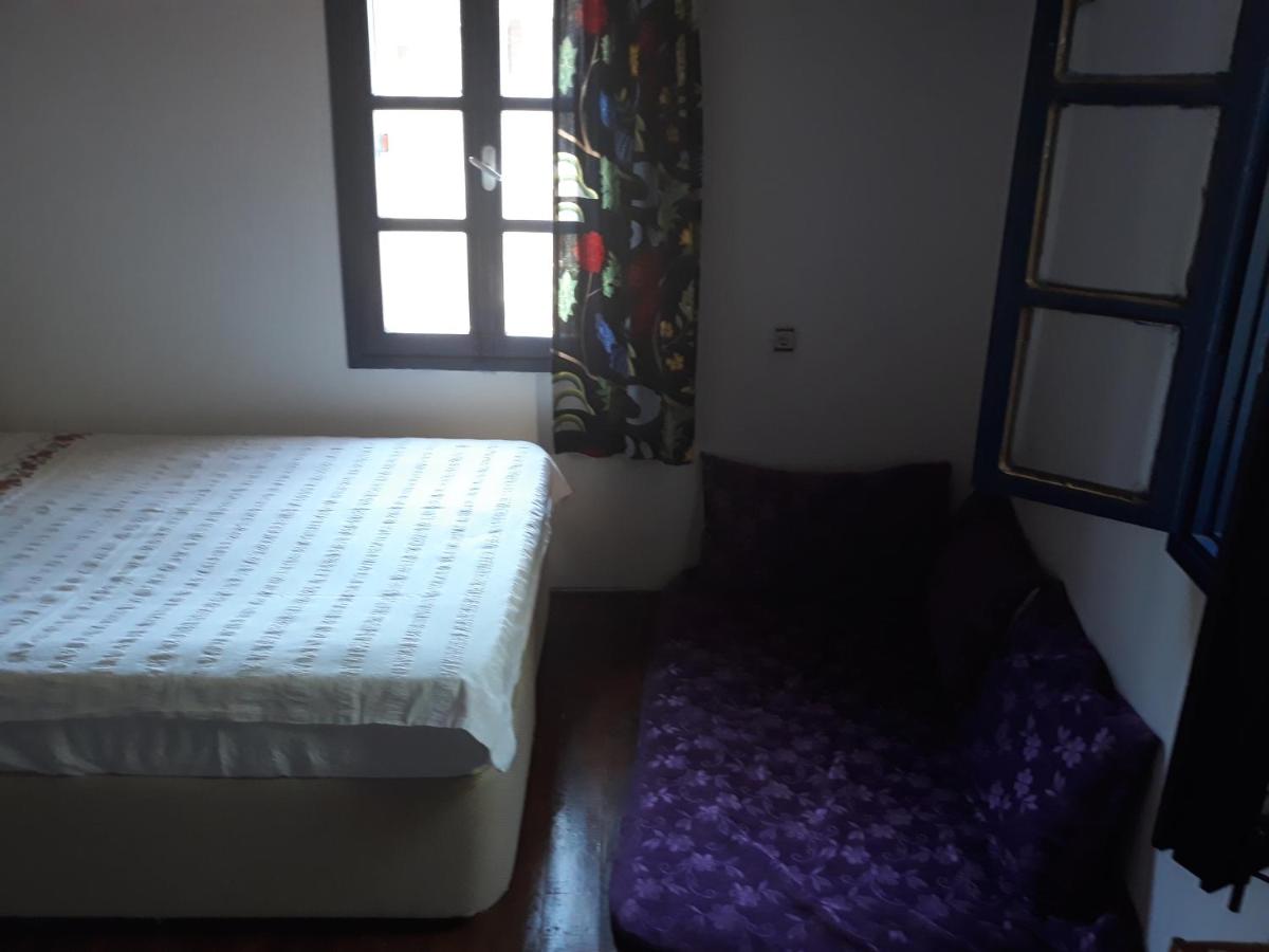 Budget Double Room photo 2