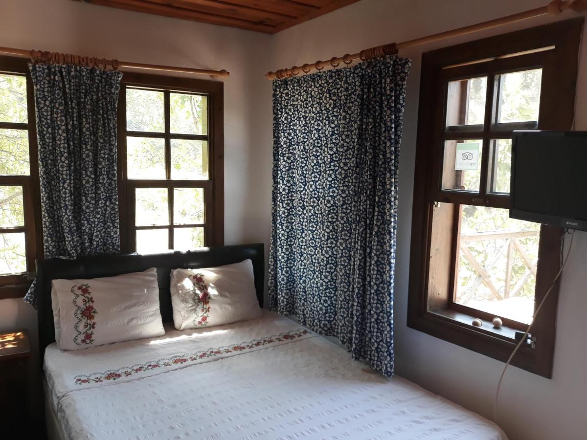 Double Room with Terrace photo 2