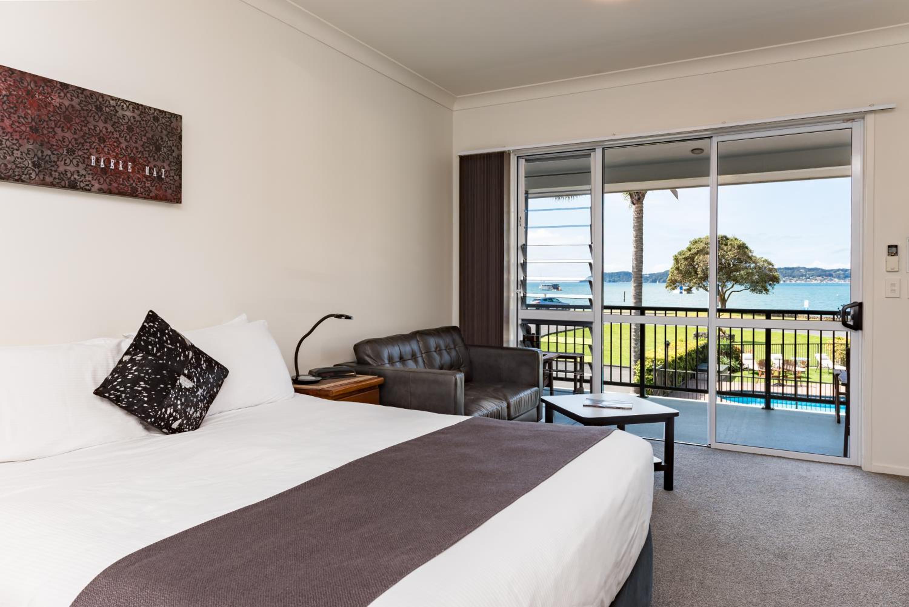 Studio Suite with Sea View - Photo 1