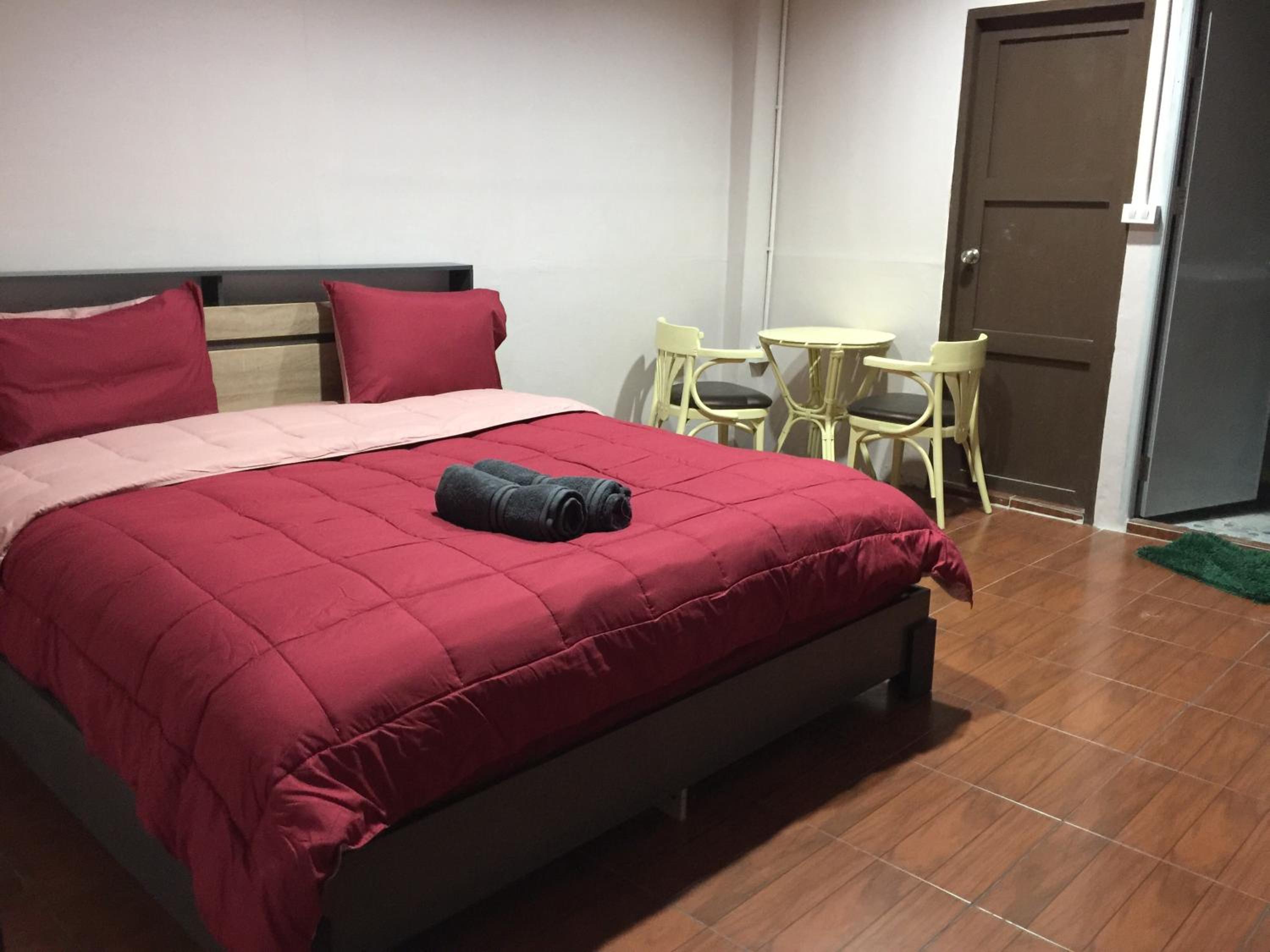 Deluxe Room - Photo 19