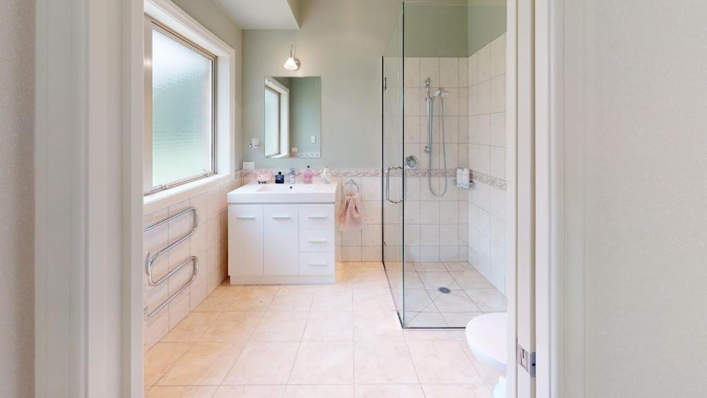 Family Room With Bathroom photo 2