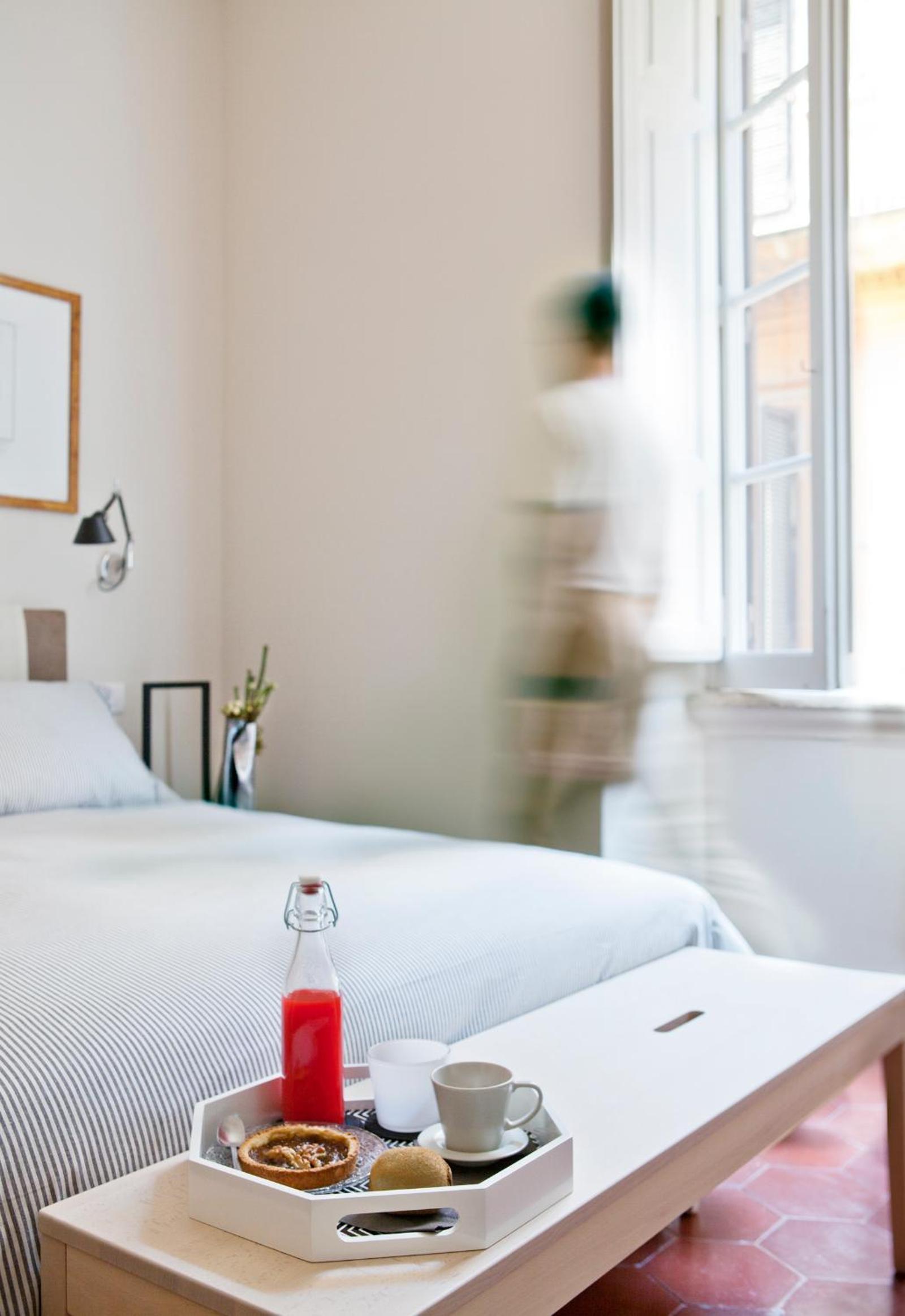 Double or Twin Room with City View photo 3