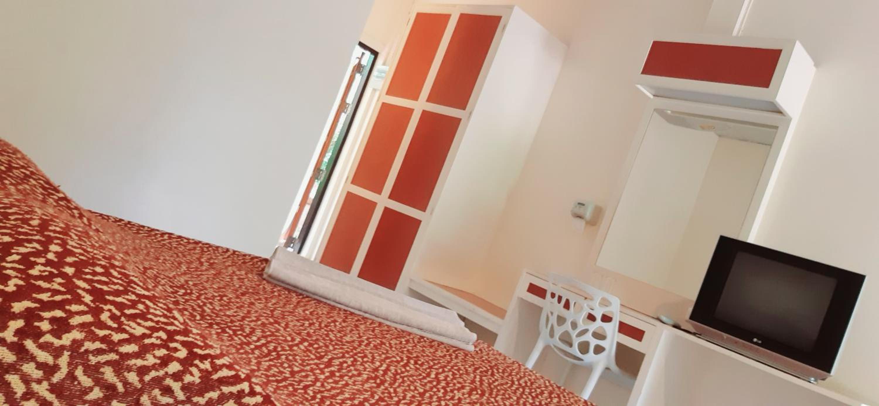 Standard Double Room photo 2