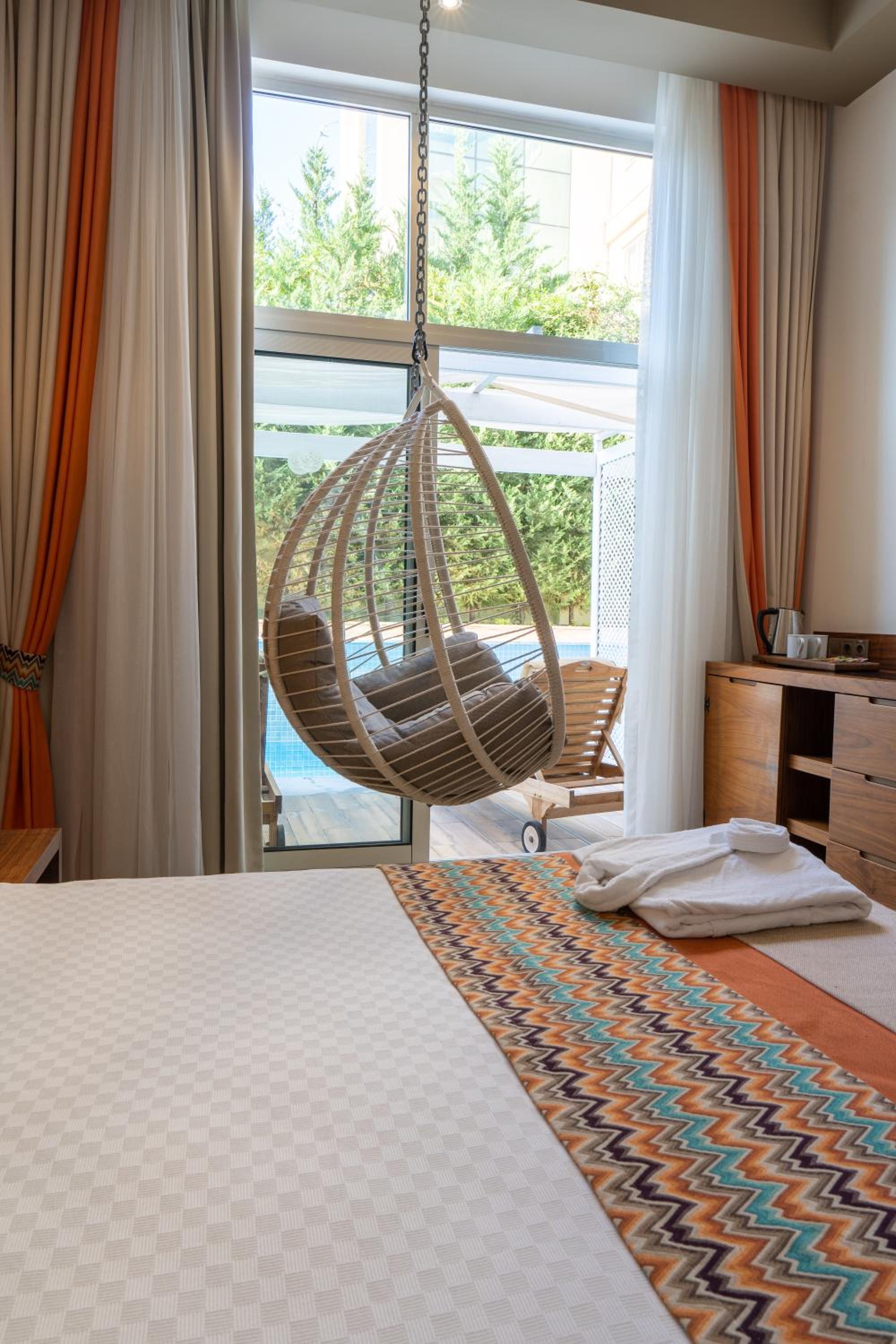 Double Room with Pool View