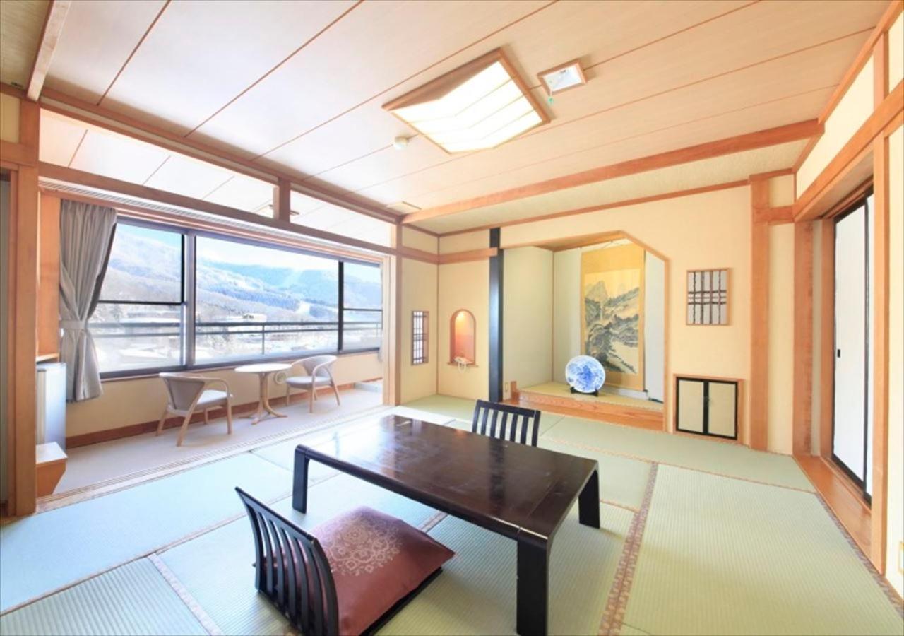 Japanese-Style Room (10tatami)