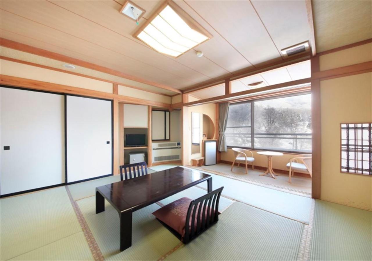 Japanese-Style Room (10tatami) photo 2