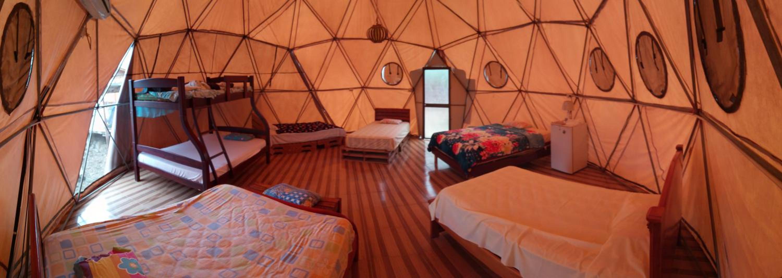 Bed in 10-Bed Mixed Dormitory Room photo 1