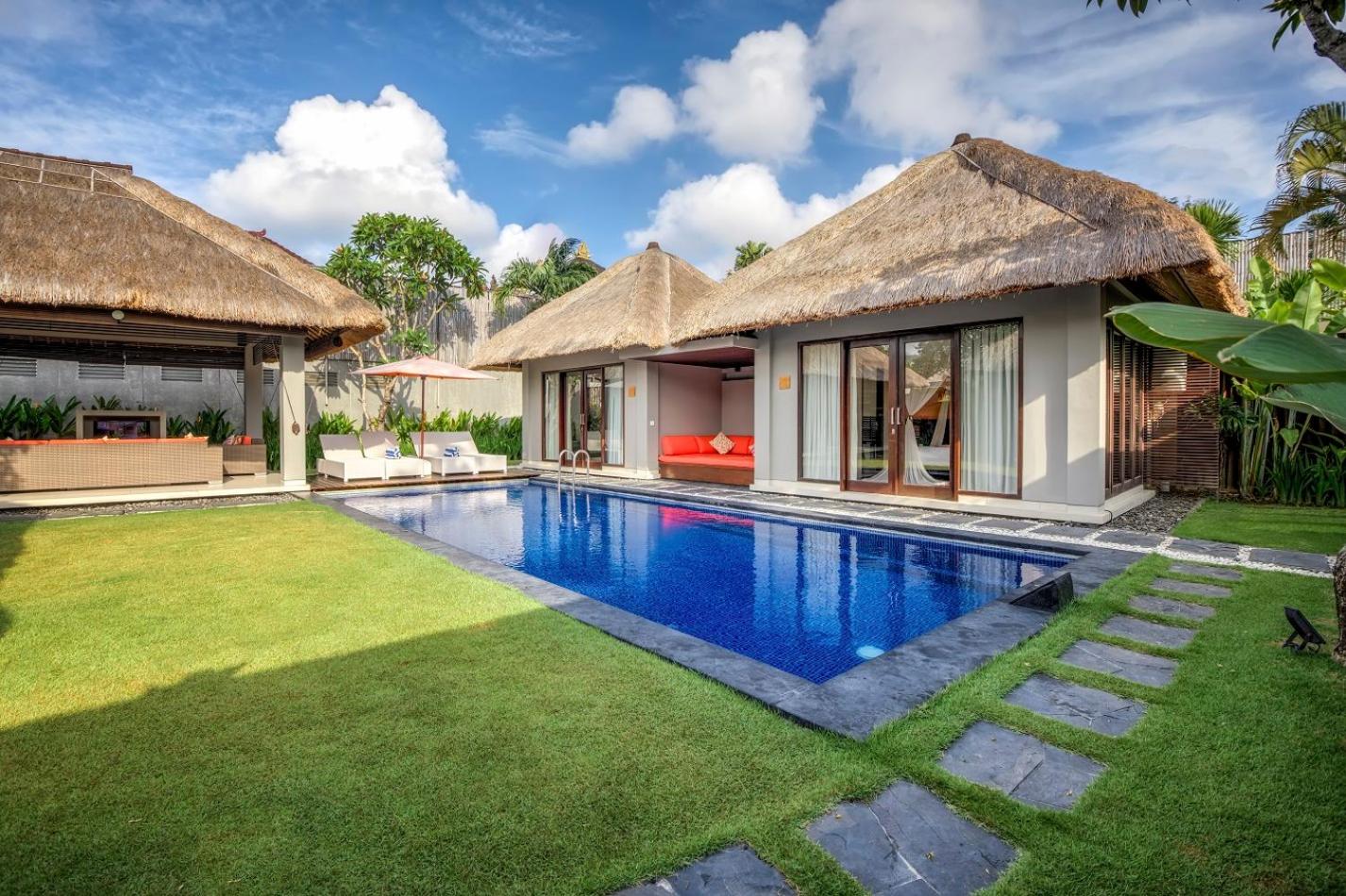 Three-Bedroom Pool Villa with Free Airport Pick Up - Photo 18