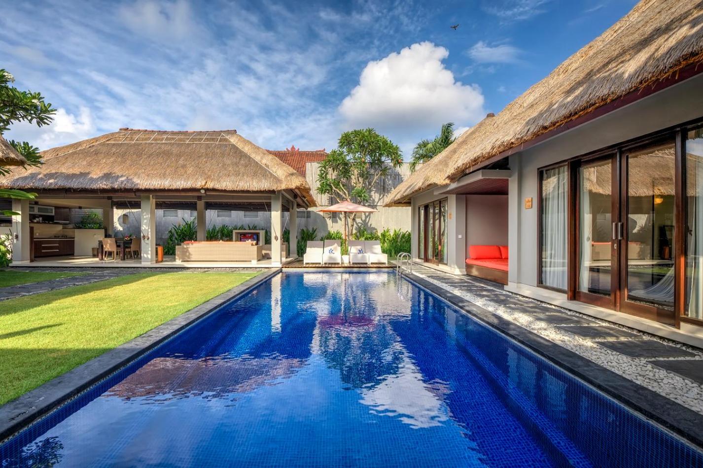Three-Bedroom Pool Villa with Free Airport Pick Up - Photo 5