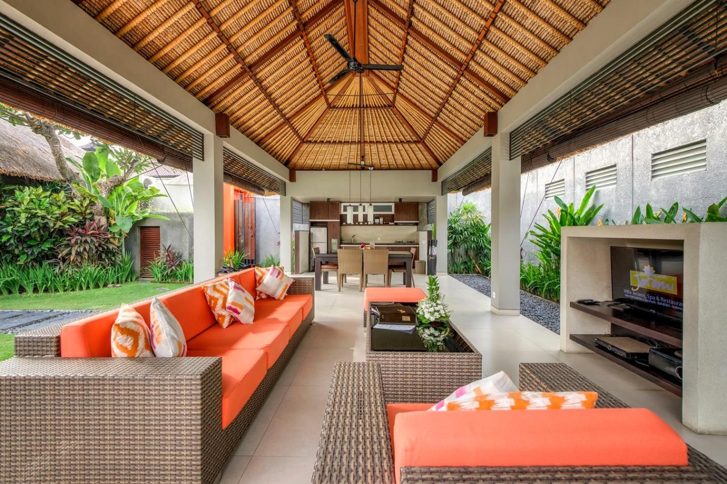 Three-Bedroom Pool Villa with Free Airport Pick Up - Photo 11