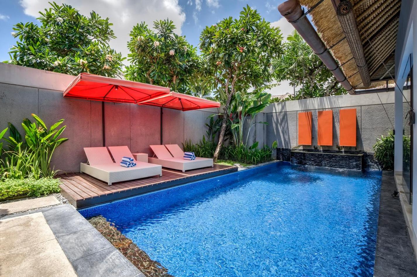 Three-Bedroom Royal Pool Villa with Free Airport Pick Up - Photo 19