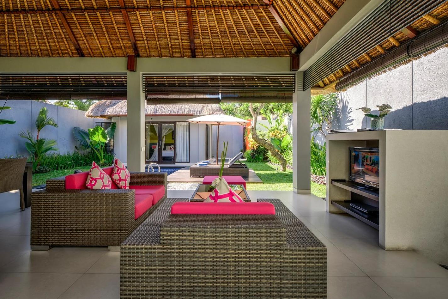 One-Bedroom Pool Villa with Spa Massage - Photo 8