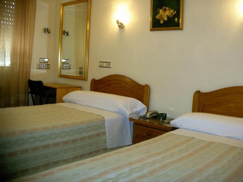 Triple Room - Photo 4