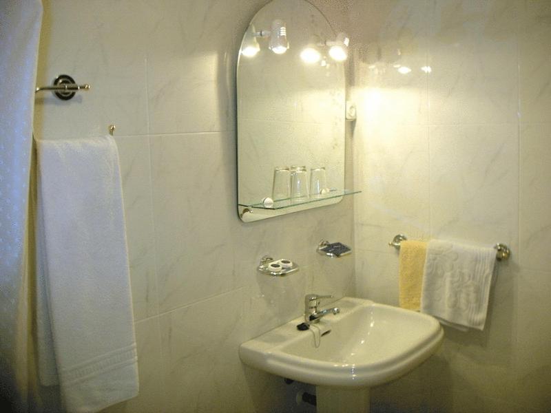 Triple Room - Photo 3