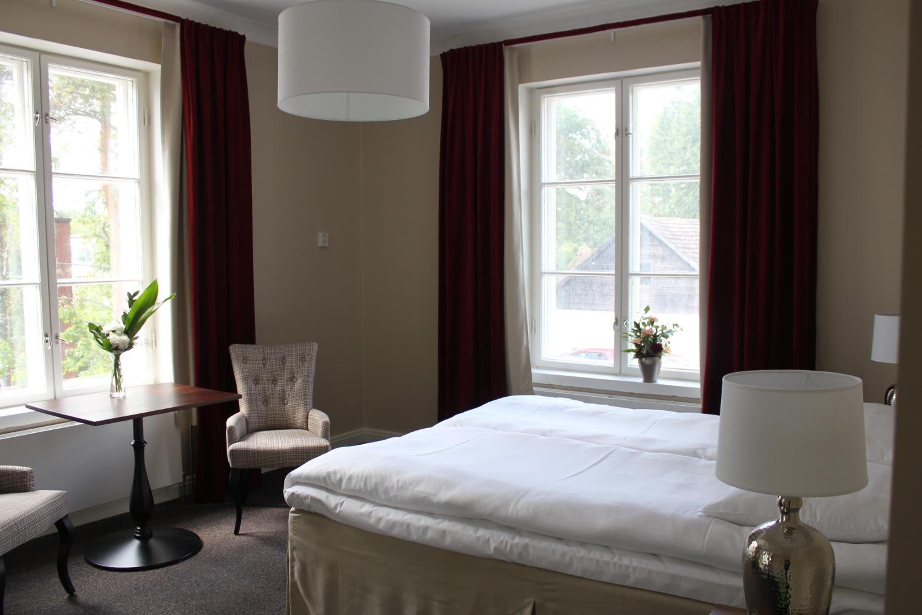 Double or Twin Room photo 1