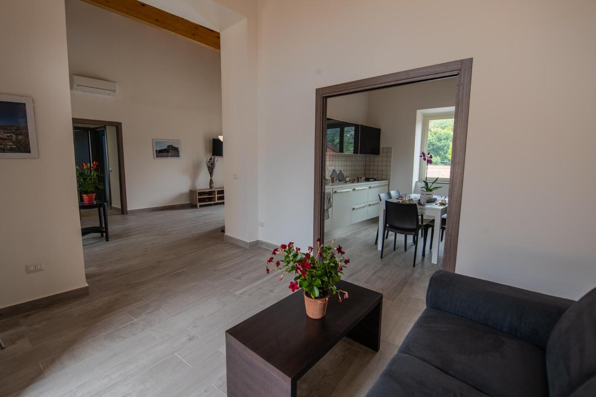 Apartment with Pool View 