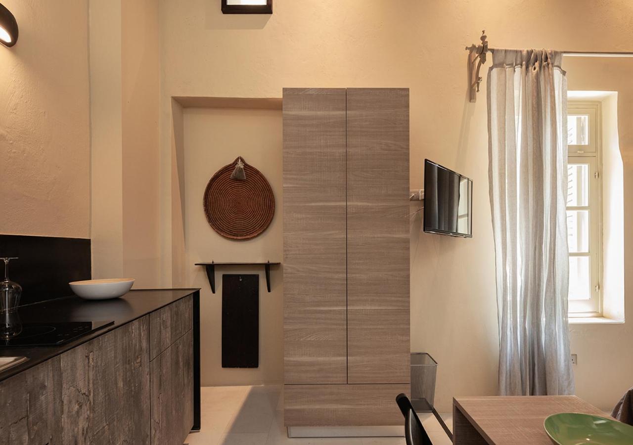 Deluxe Double Studio - Photo 2
