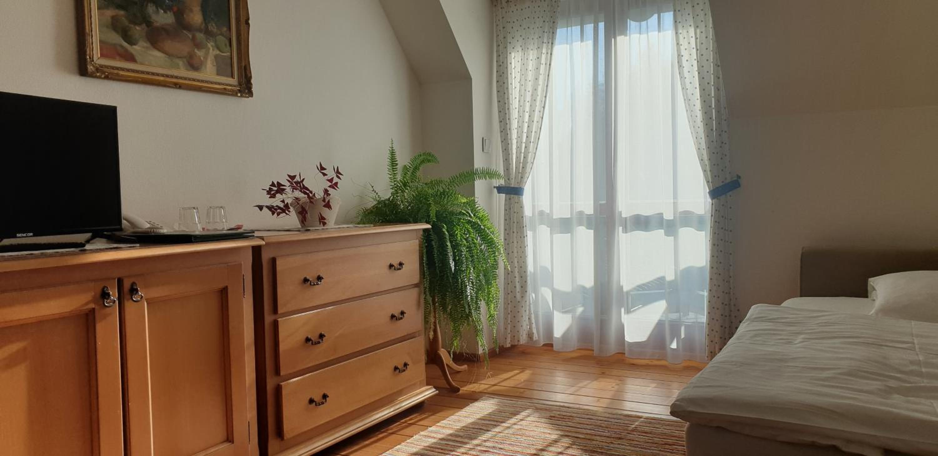 Apartment photo 2