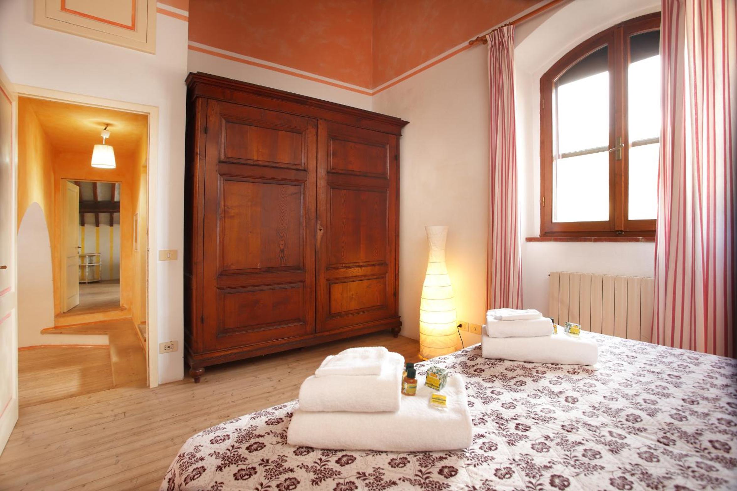 4bed APT Granaio  photo 2