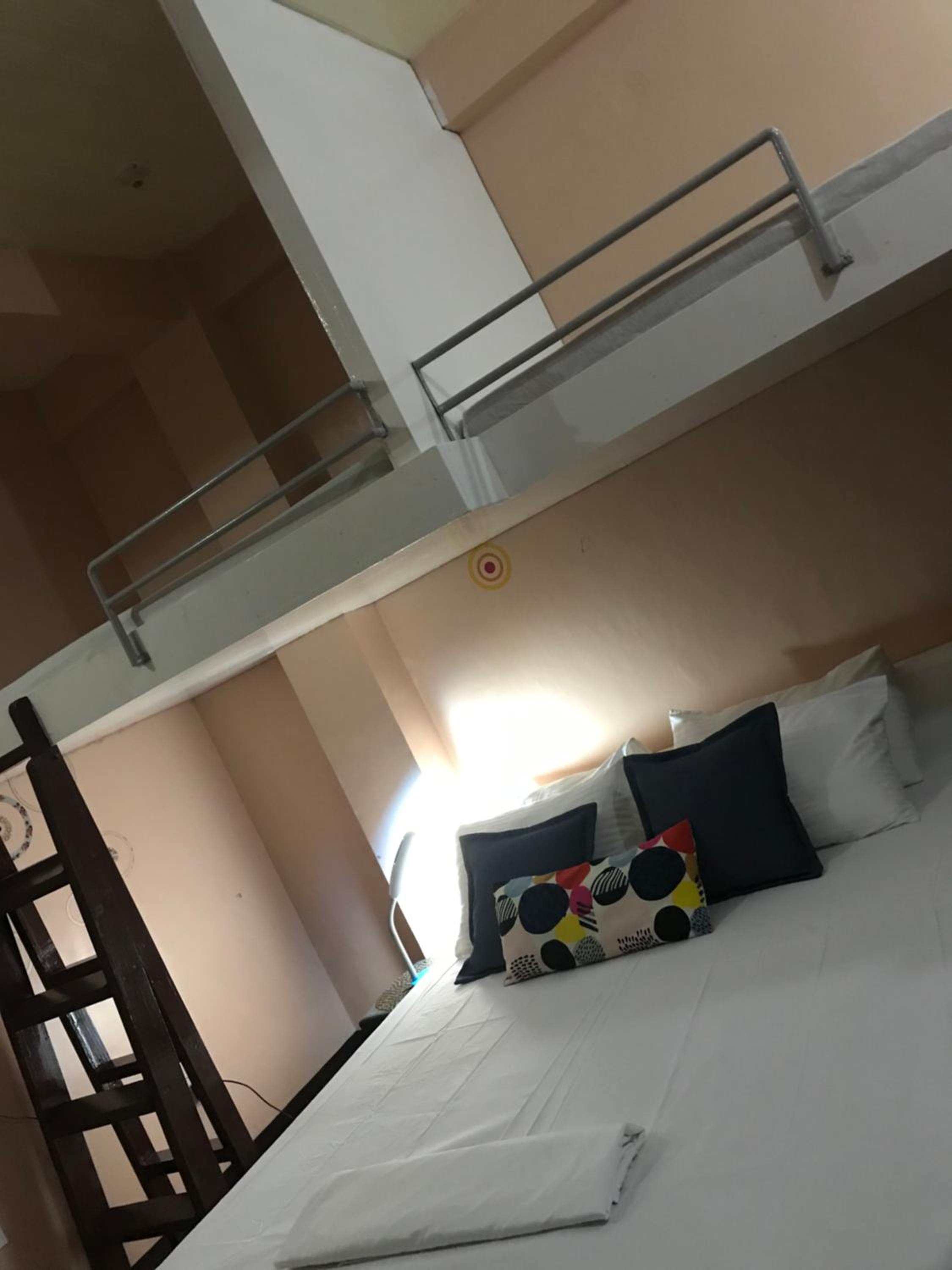 Apartment with Balcony - Photo 49