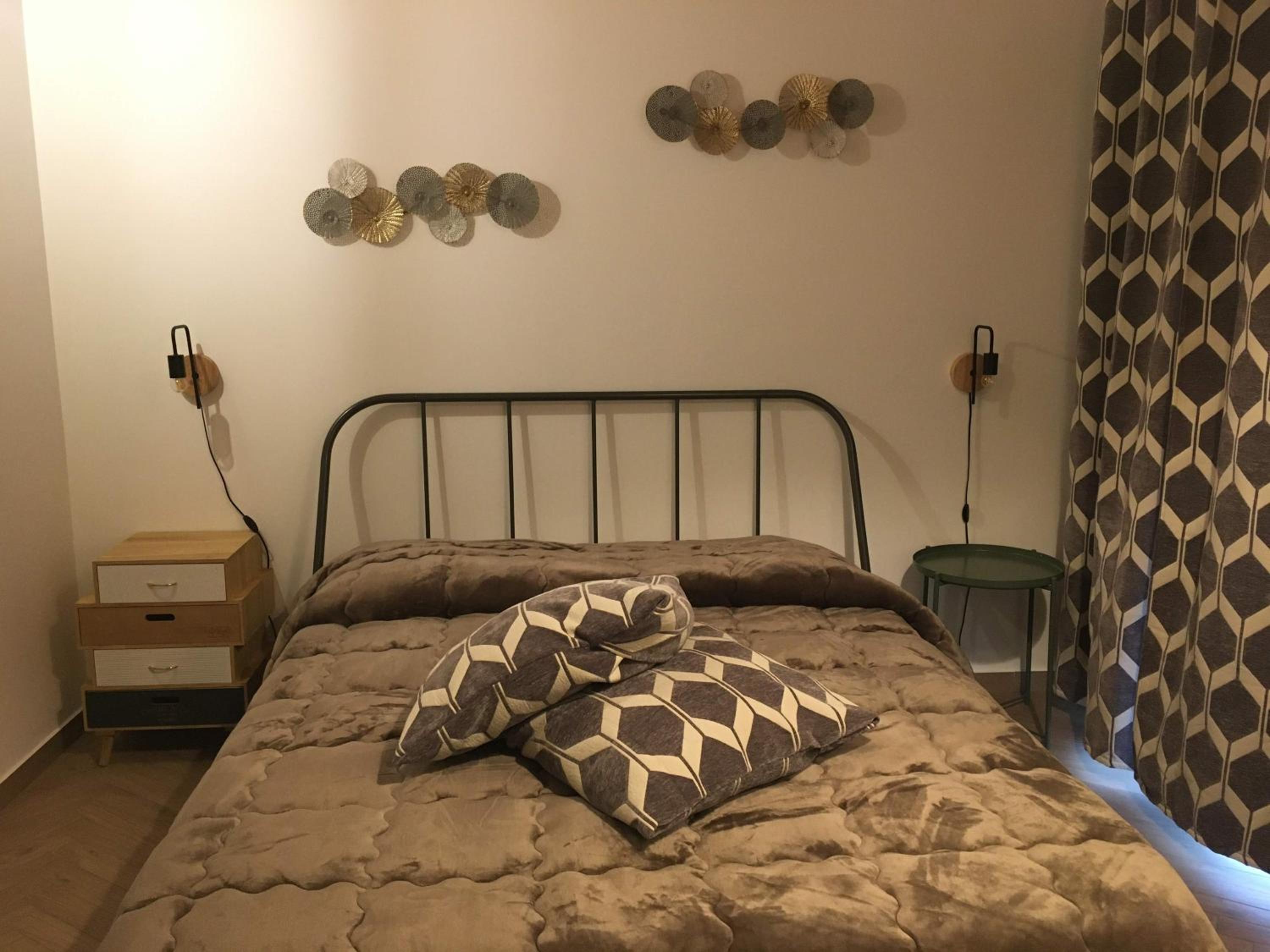 Standard King Room photo 3
