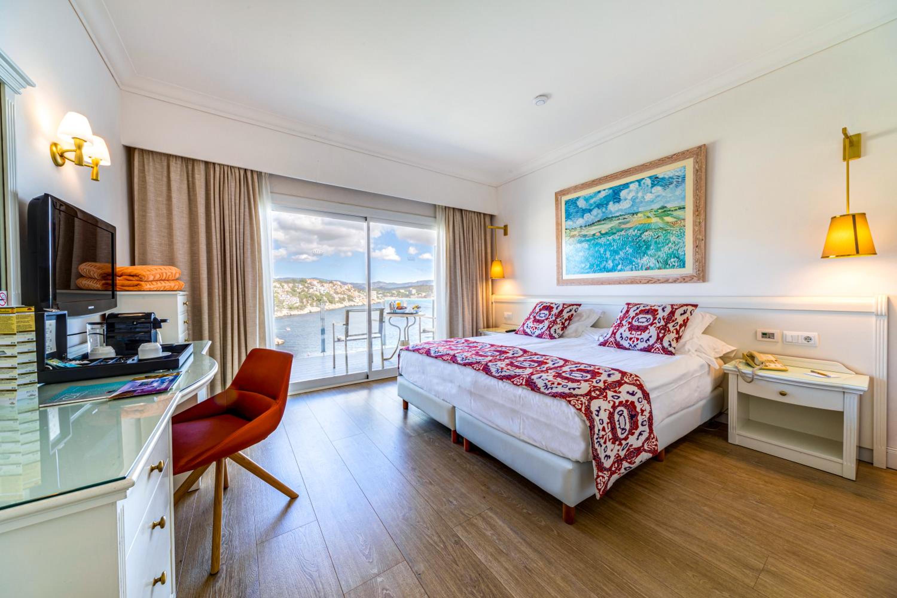 Junior Suite With Sea View And Balcony - Spa Access Included