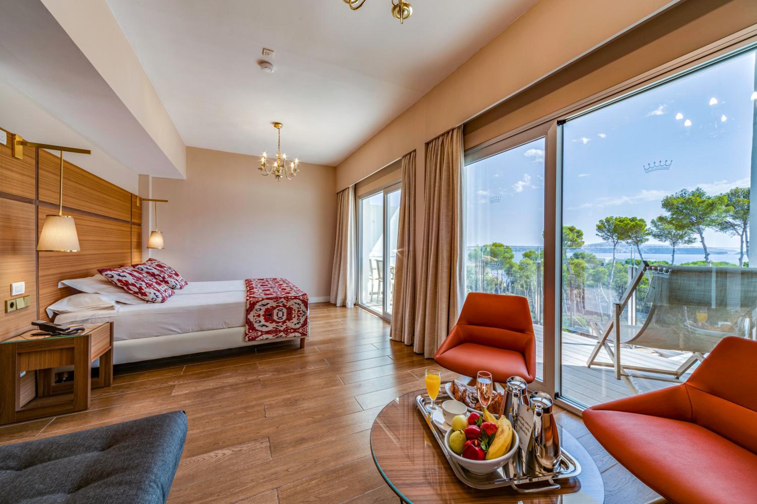 Suite Junior con vistas al mar y balcón - Acceso al Spa incluido