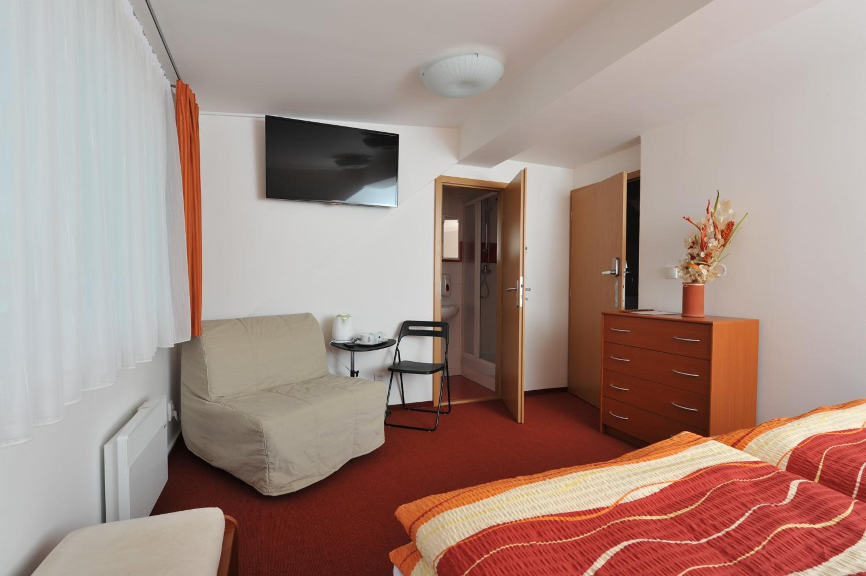 Double Room with King Size Bed