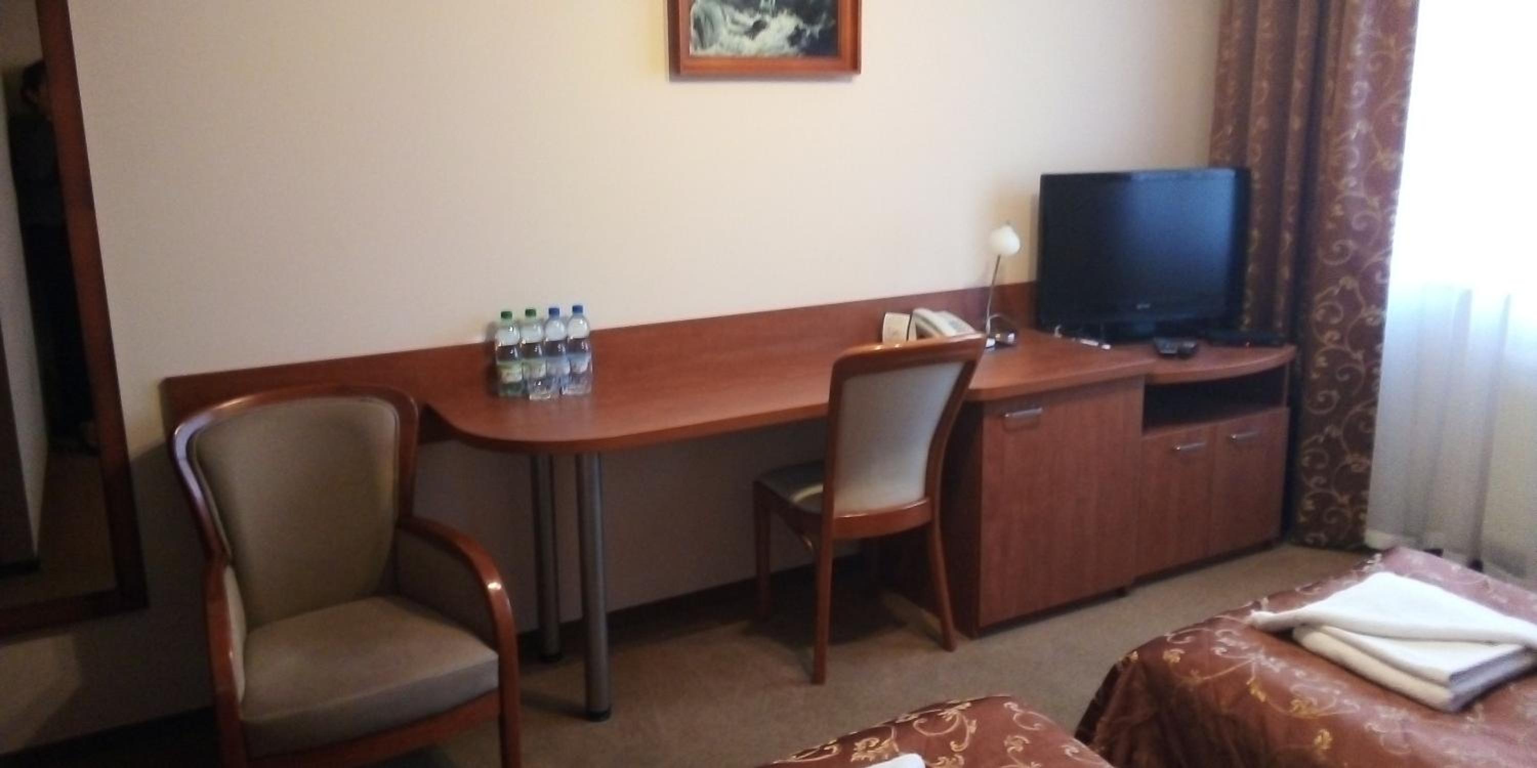 Deluxe Double or Twin Room - Photo 3
