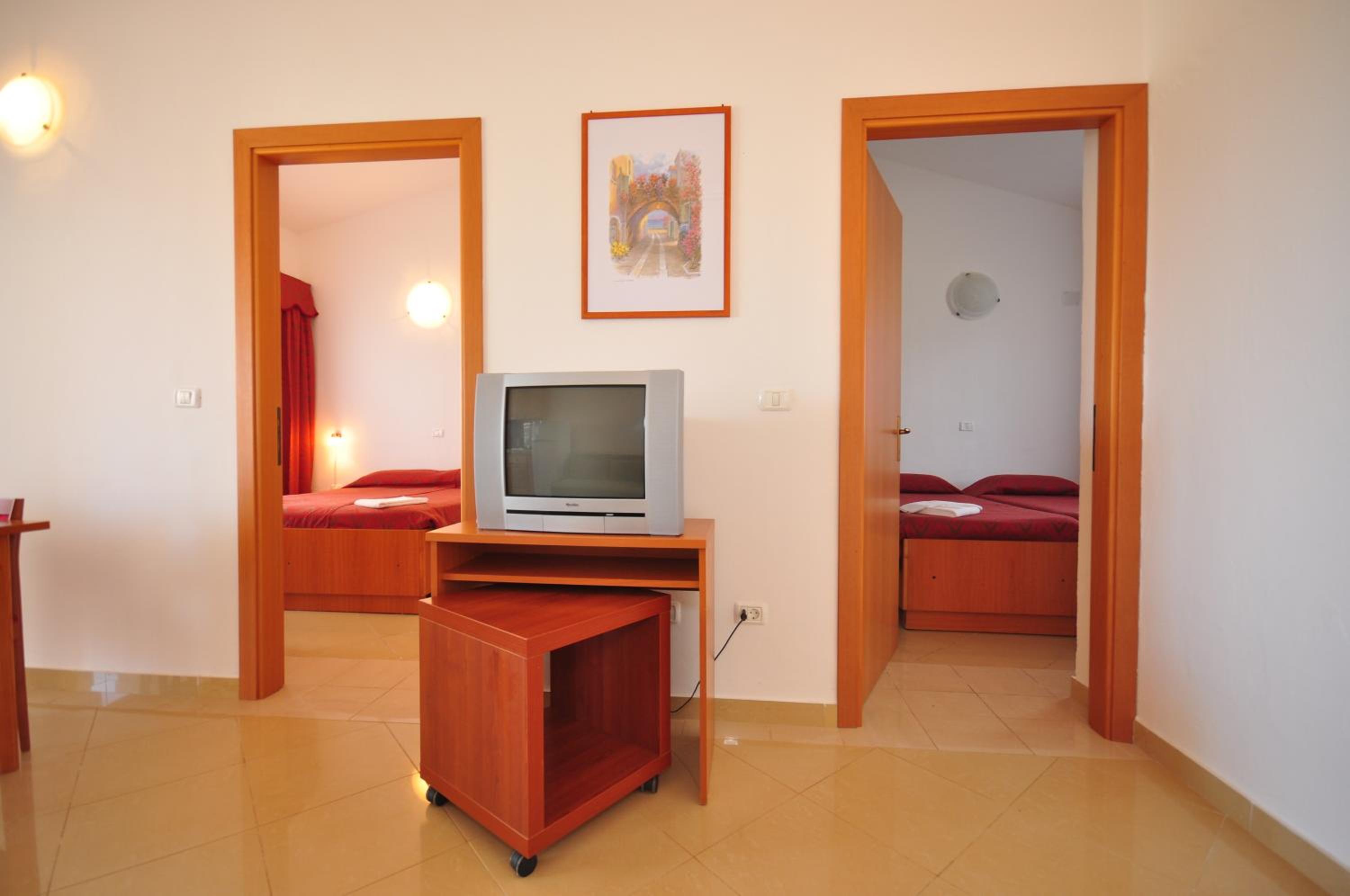 Two-Bedroom Apartment photo 2