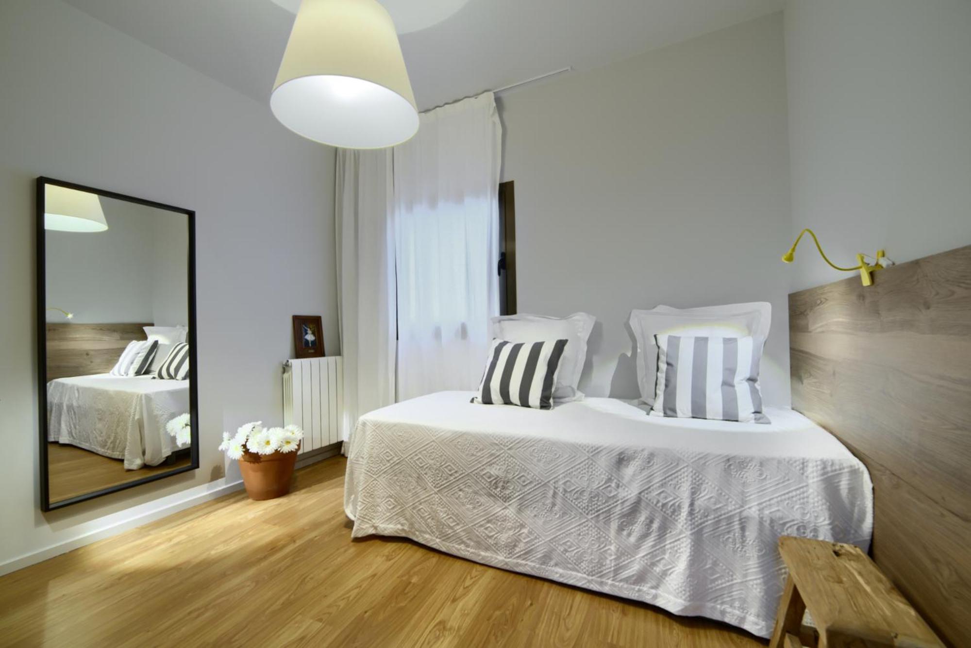 Apartment - Split Level - Photo 8