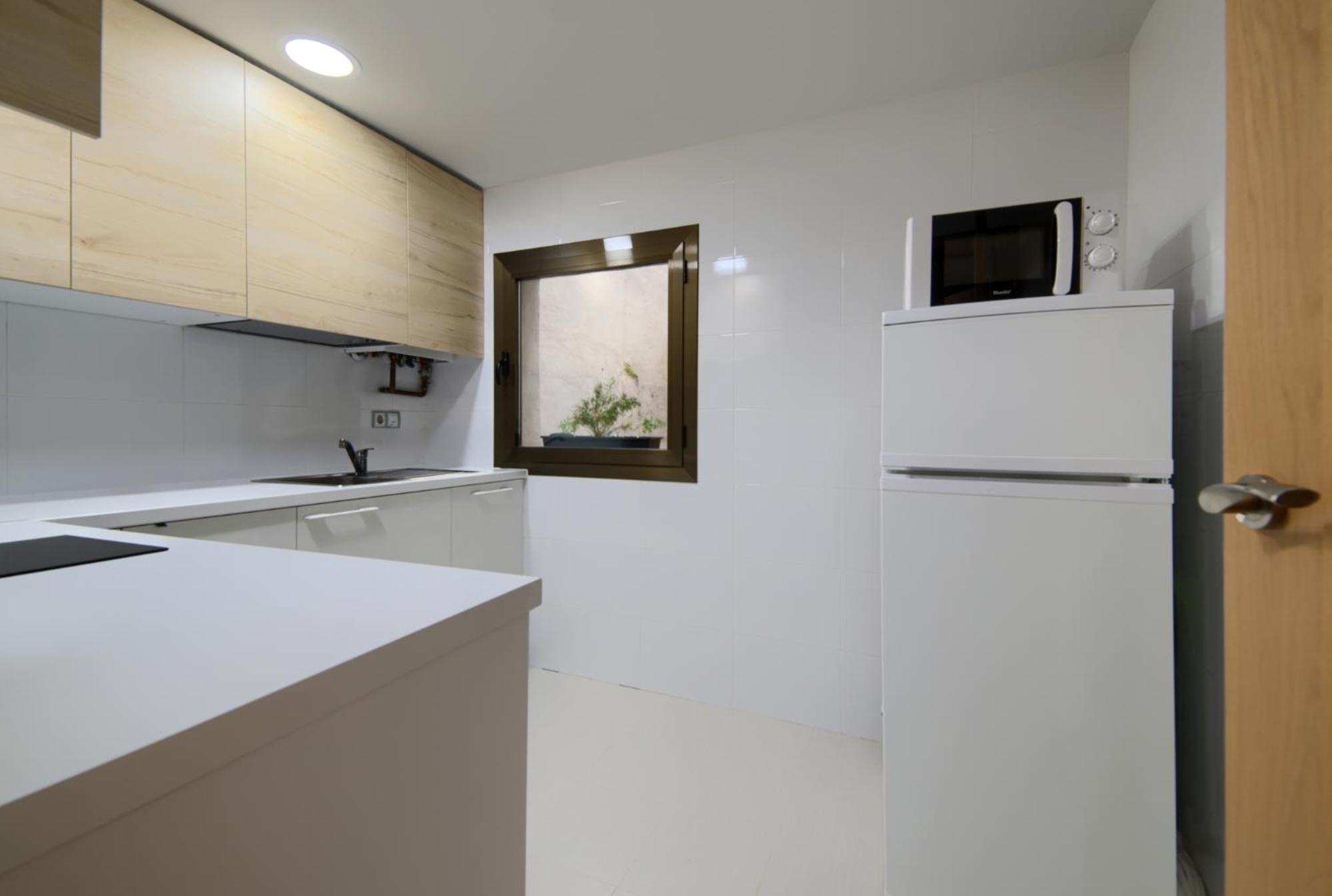 Apartment - Split Level - Photo 15