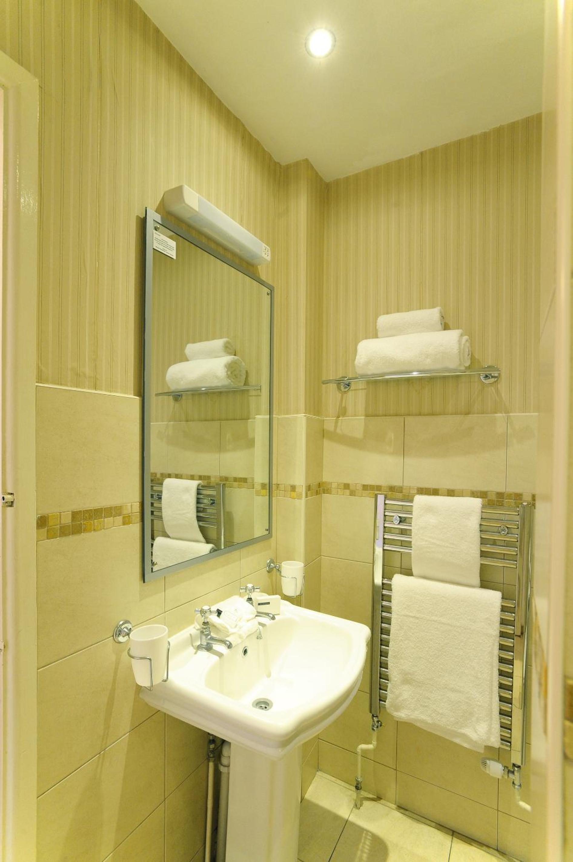 Single Room photo 3