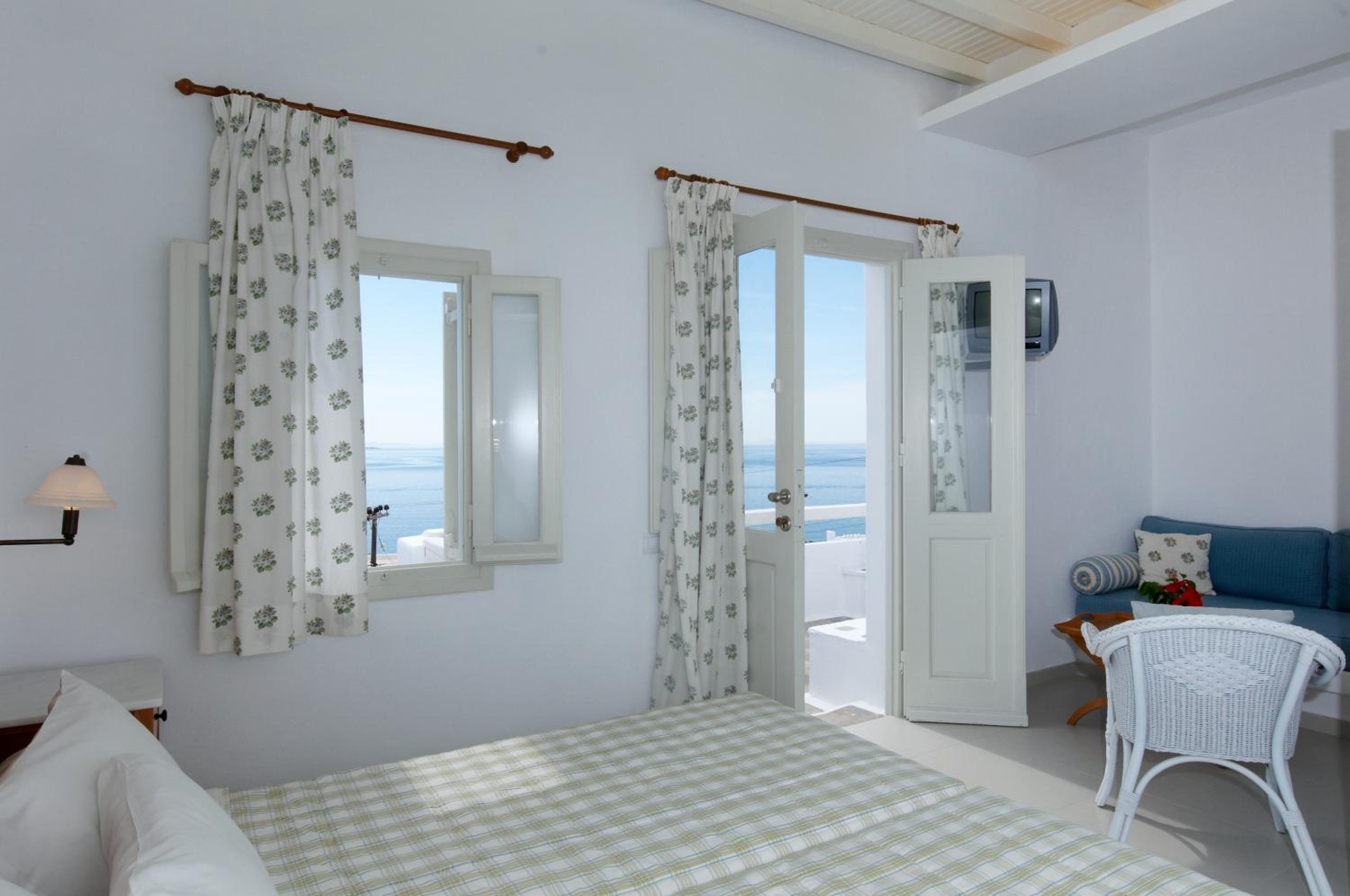 Family Room with Sea View - Photo 1