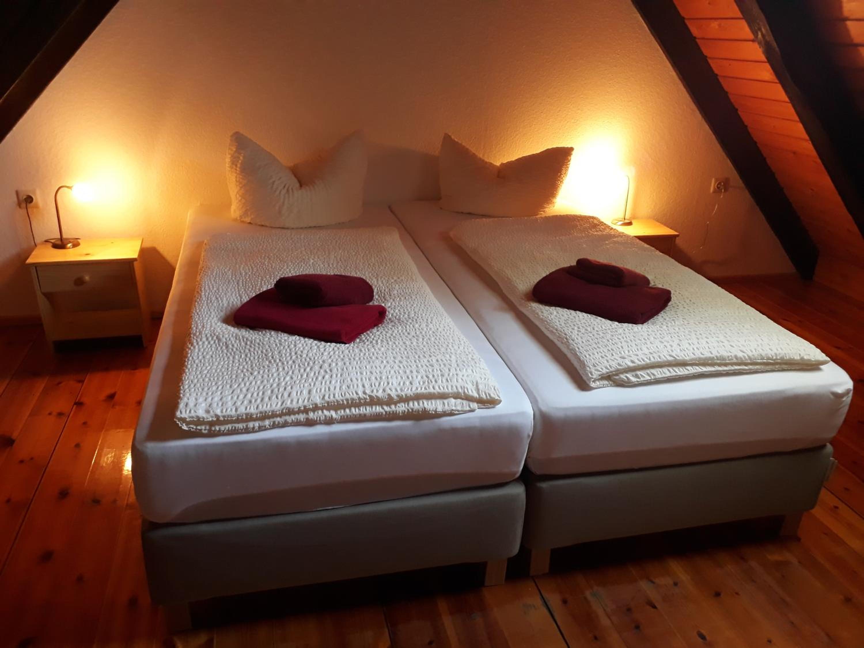 Large Double Room photo 1