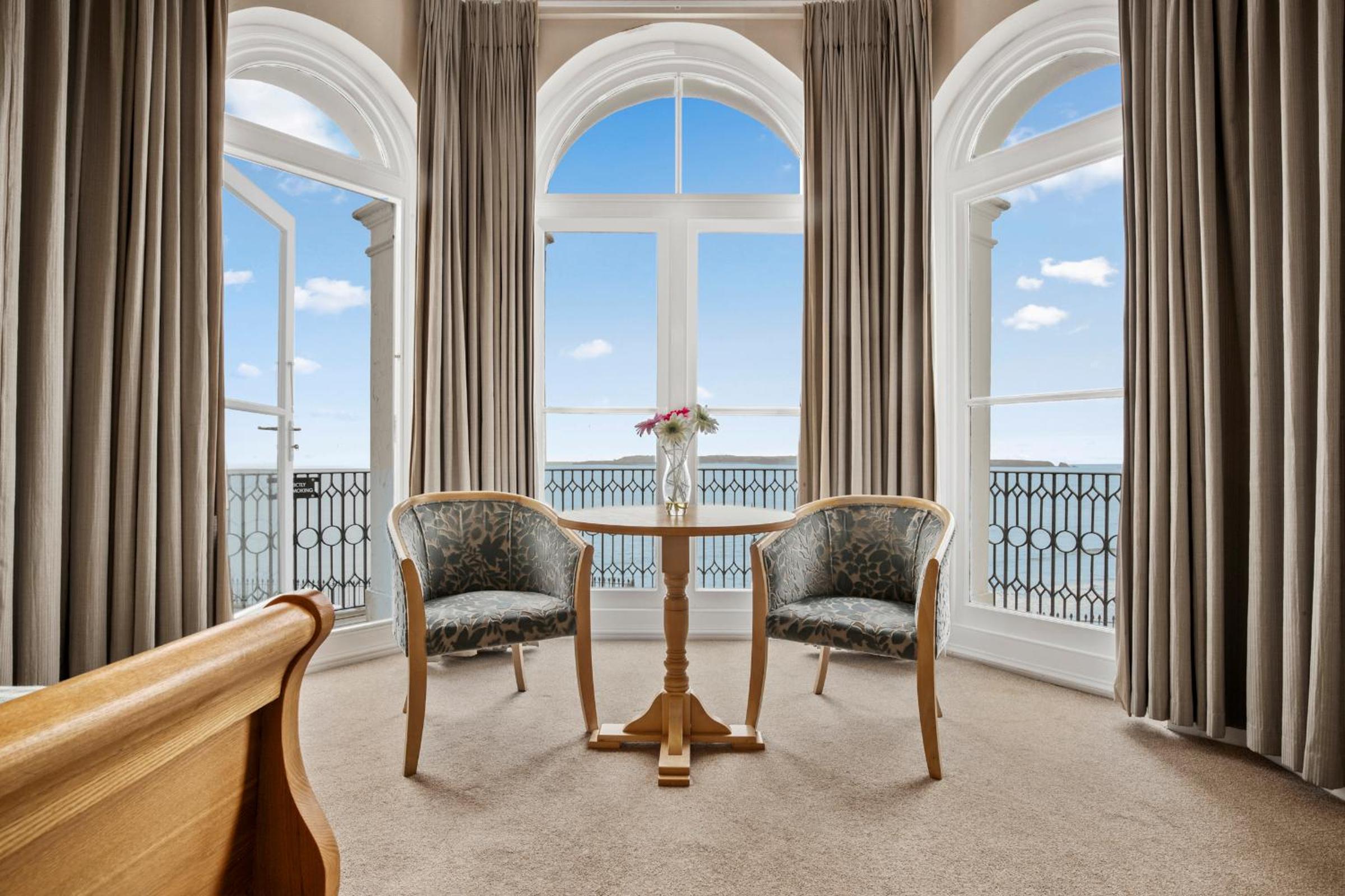 Deluxe Double Room with View - Photo 13