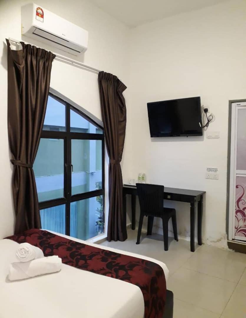 Standard Double Room photo 3