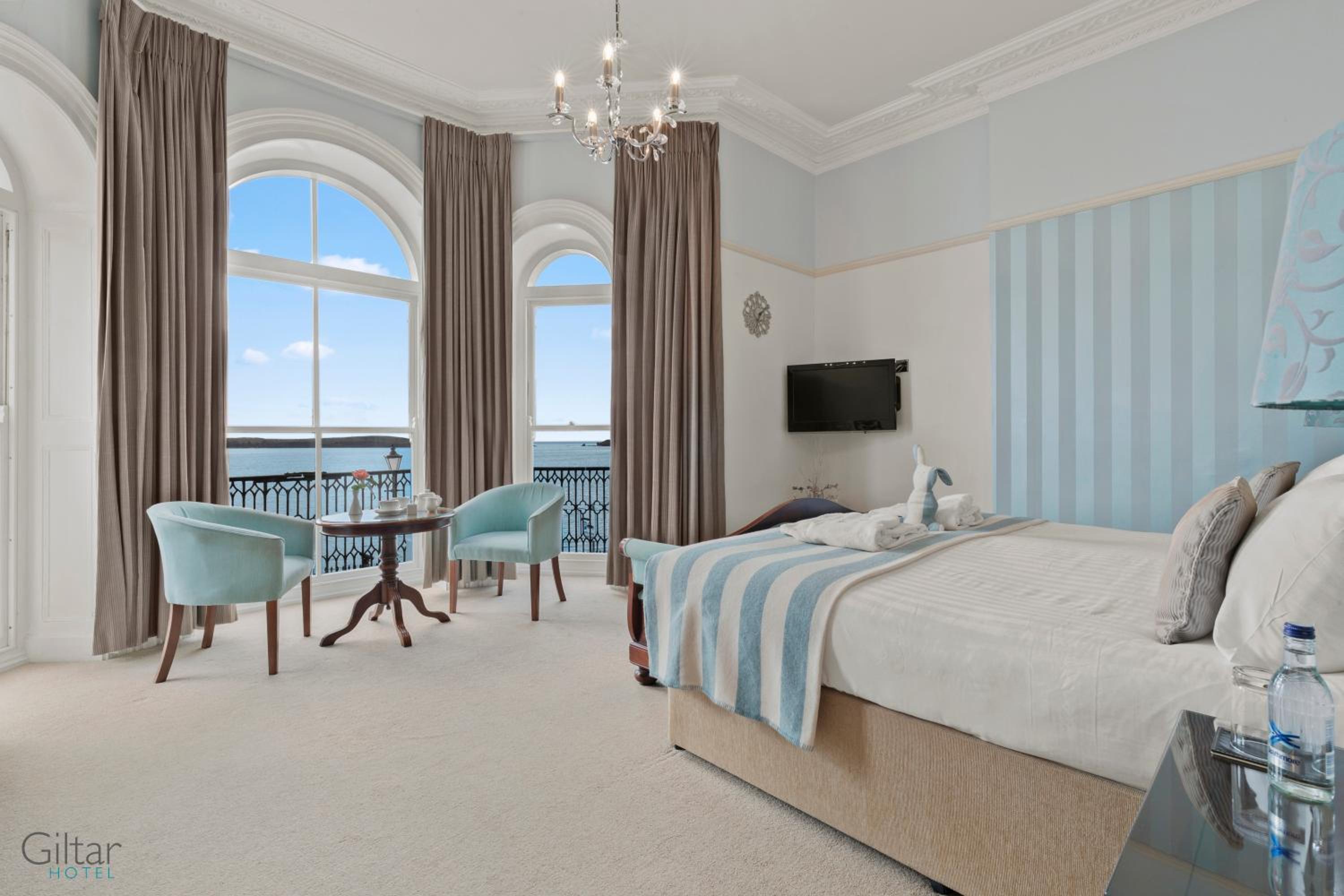 Deluxe Double Room with View - Photo 5