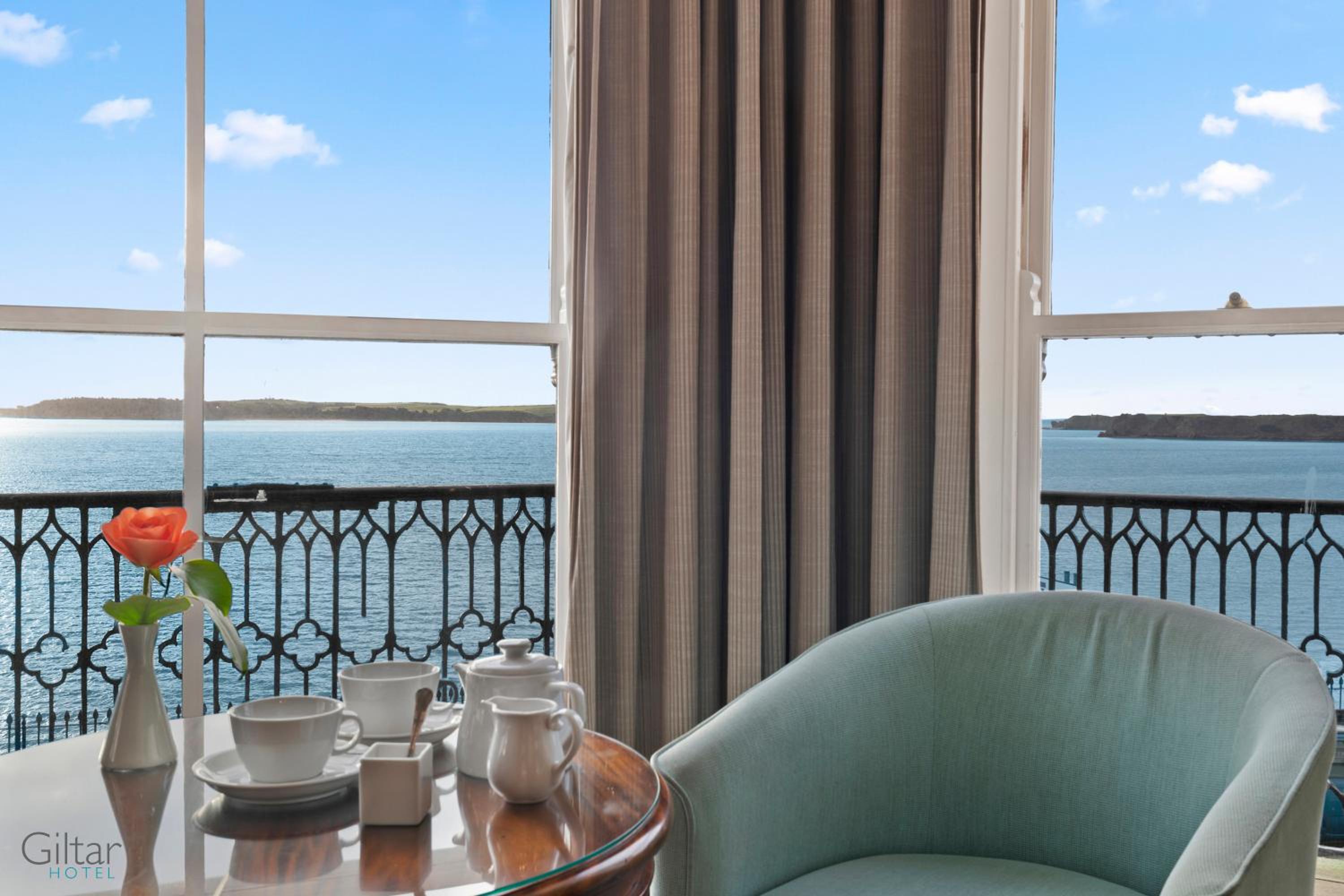 Deluxe Double Room with View - Photo 10